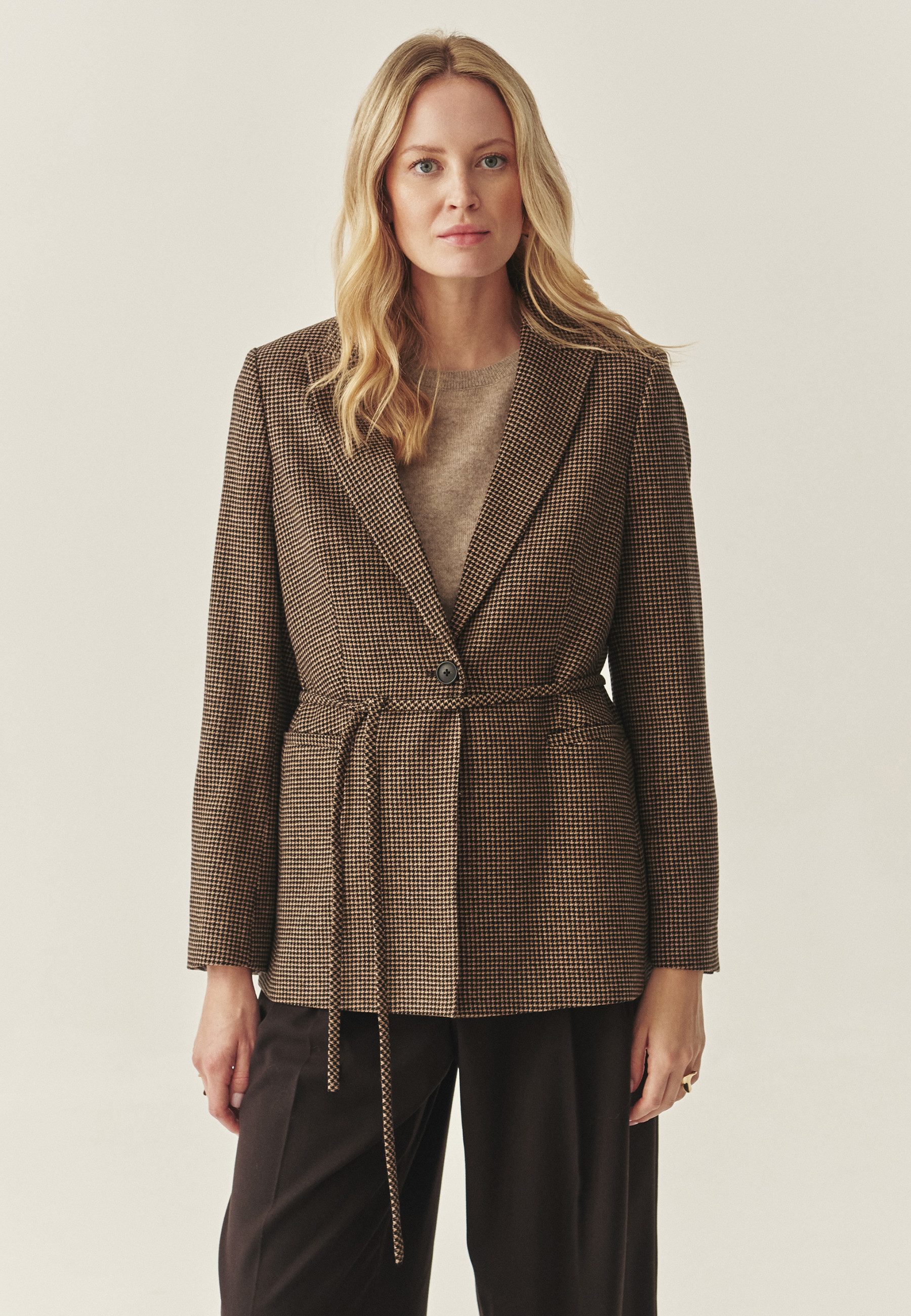 TATUUM Longblazer Wool Houndstooth Jacket - Soma