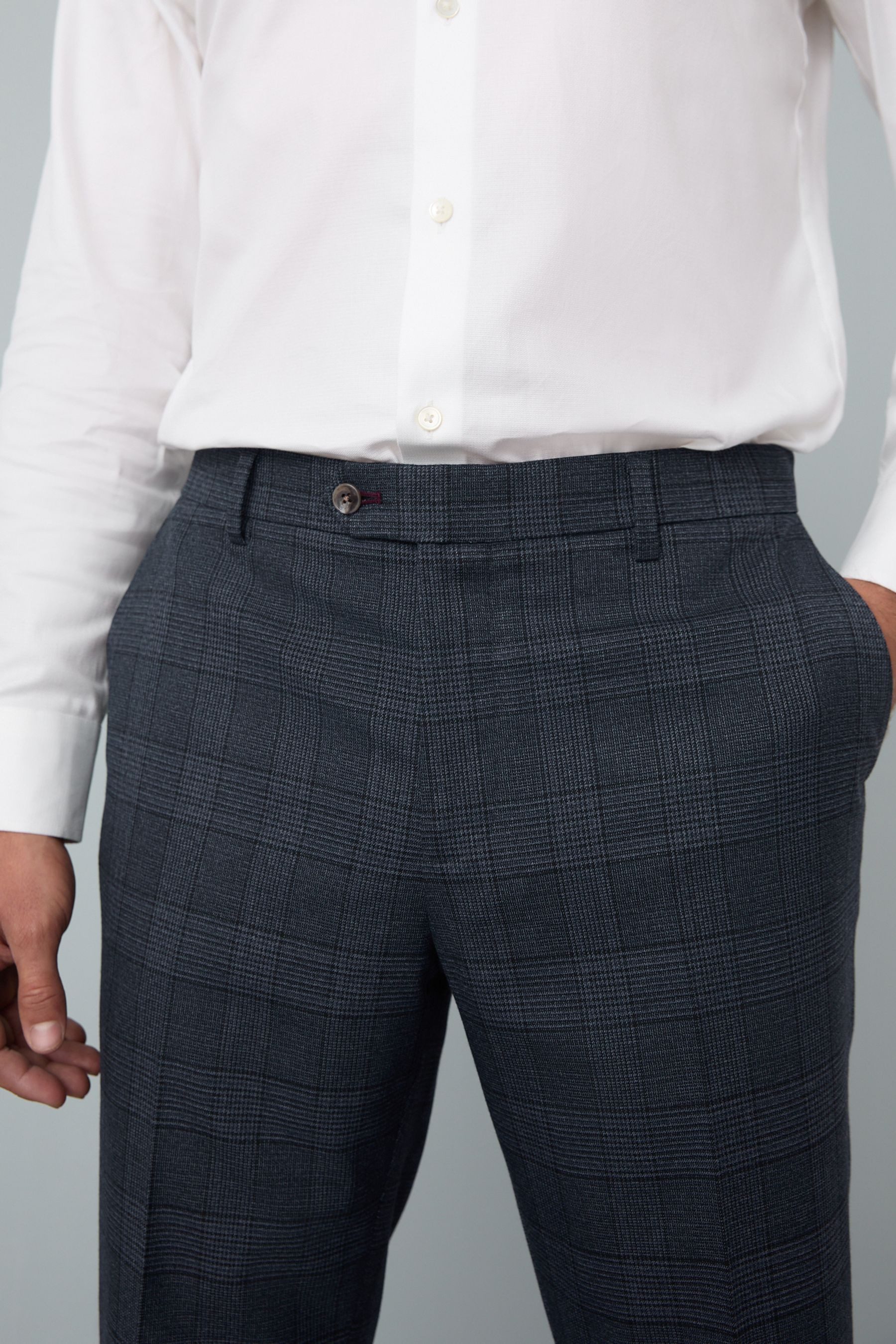 Next Anzughose Tailored Fit Anzughose mit Karomuster und Besatz (1-tlg)