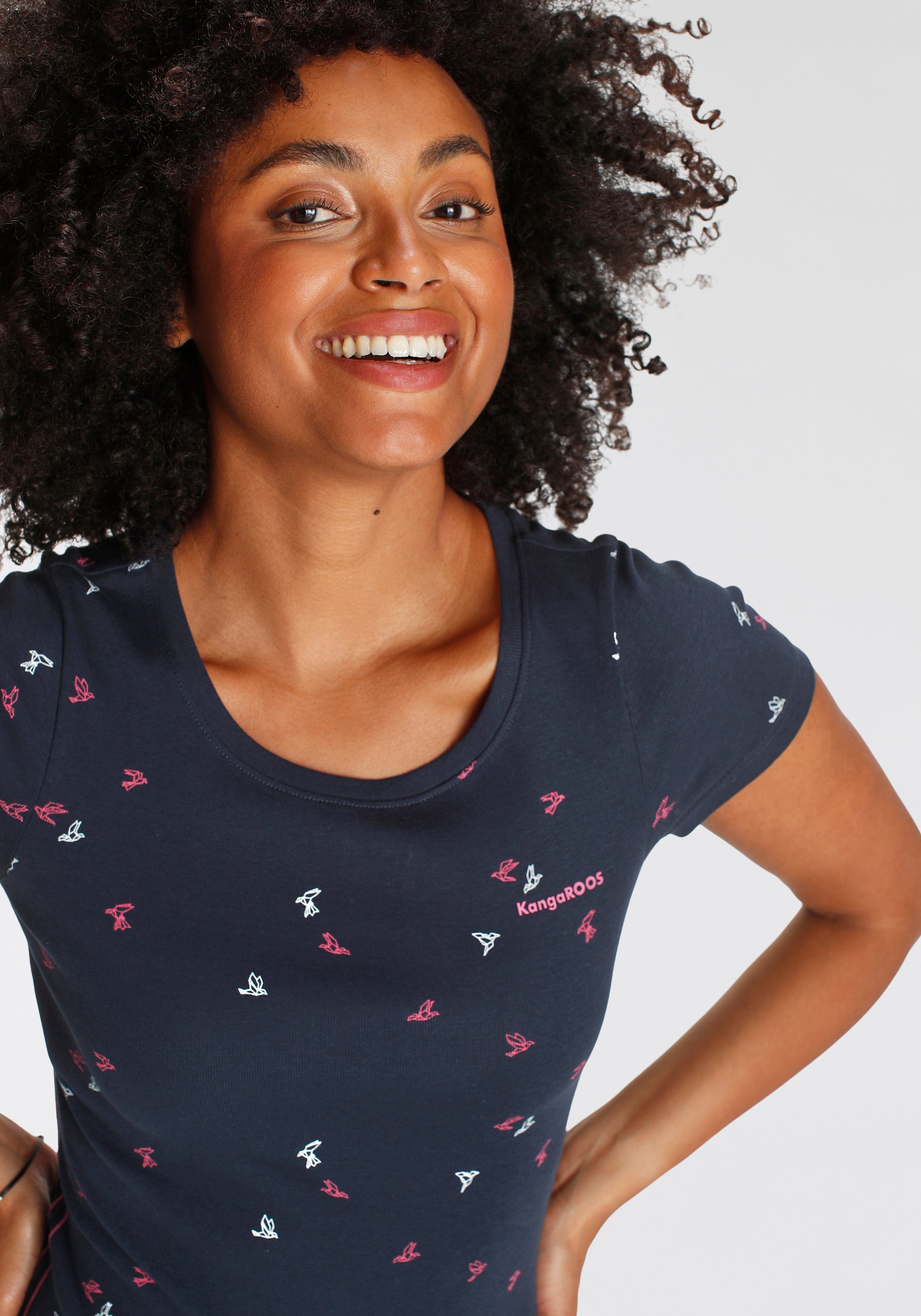 KangaROOS T-Shirt Kurzarm, sehr figurbetont, aus 100% Baumwolle
