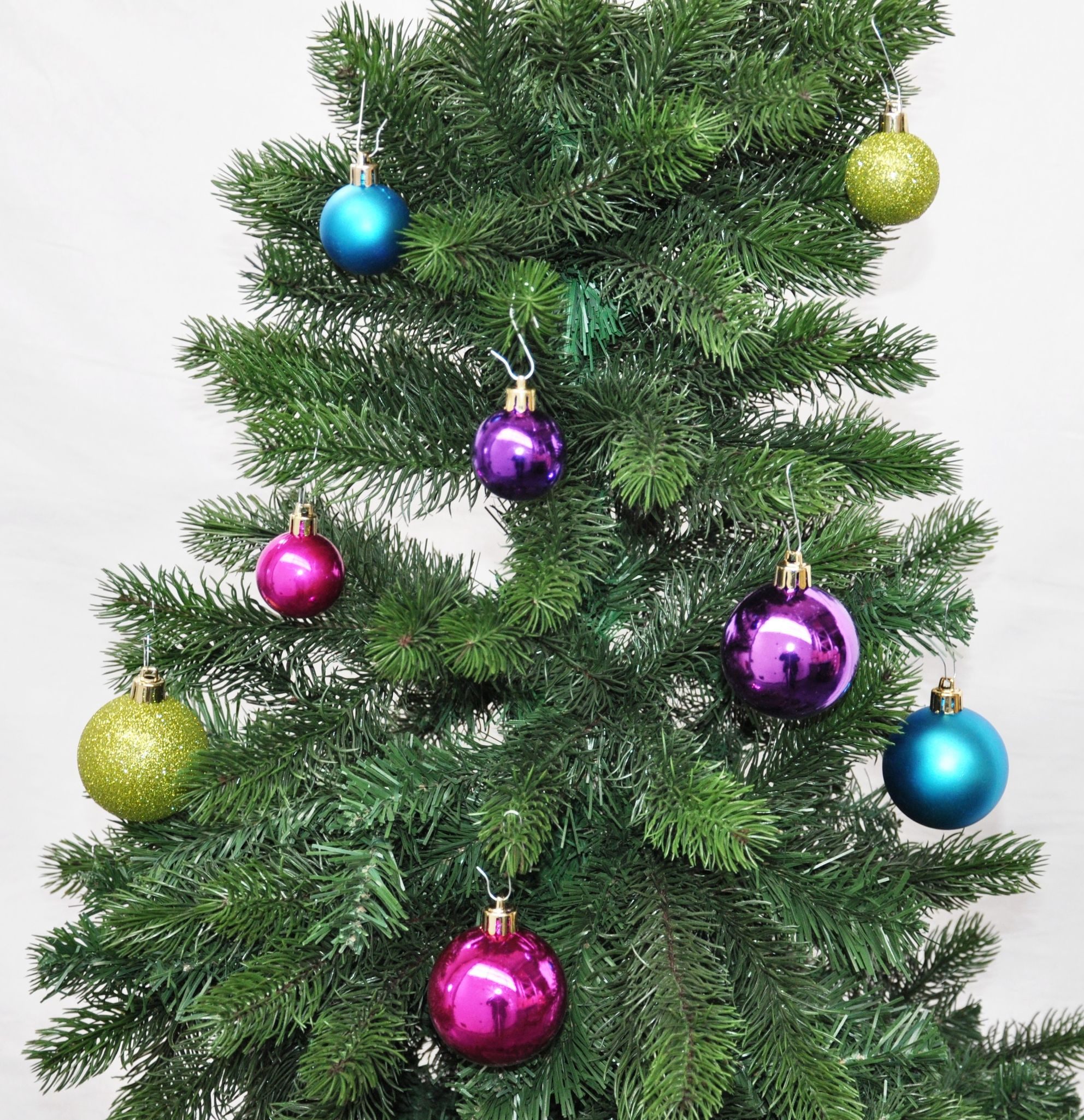 JACK Christbaumschmuck JACK by Inge 47x Kunststoff Christbaumkugeln Ø 4+6cm mit Spitze+Haken, Durchmesser Kugeln: 30 x 6cm + 17 x 4cm, Spitze: 24 x 6 cm