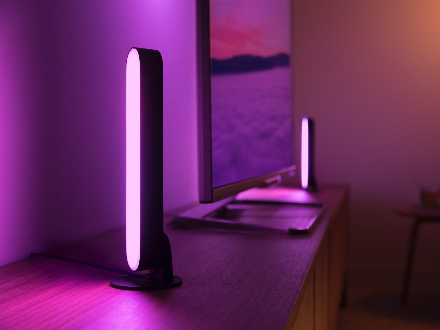 Philips Hue LED Lichtleiste White & Color Ambiance Play Lightbar Doppelpack mit Netzteil, Abschaltautomatik, Bluetooth, CCT - über Fernbedienung, Dimmfunktion, Einschlafhilfe, Farbsteuerung, Farbwechsel, Memory, nach Trennung vom Netz, Nachtlichtfunktion, RGB, Smart Home, Timerfunktion, Weckerfunktion, dimmbar über Fernbedienung, erweiterbar, mehrere Helligkeitsstufen, LED fest integriert, Farbwechsler, RGB, warmweiß - kaltweiß, Steuerbar per App und Stimme, Smart Home fähig, Farbfähig und Weißtöne