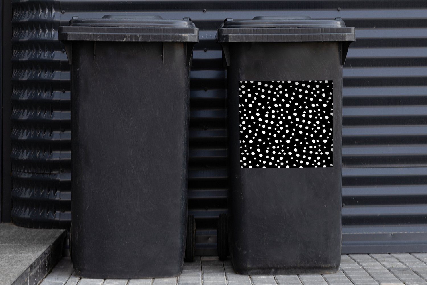 (1 - Wandsticker Polka MuchoWow St), Weiß Schwarz Mülleimer-aufkleber, Abfalbehälter Mülltonne, - - dots Sticker, Design Container,