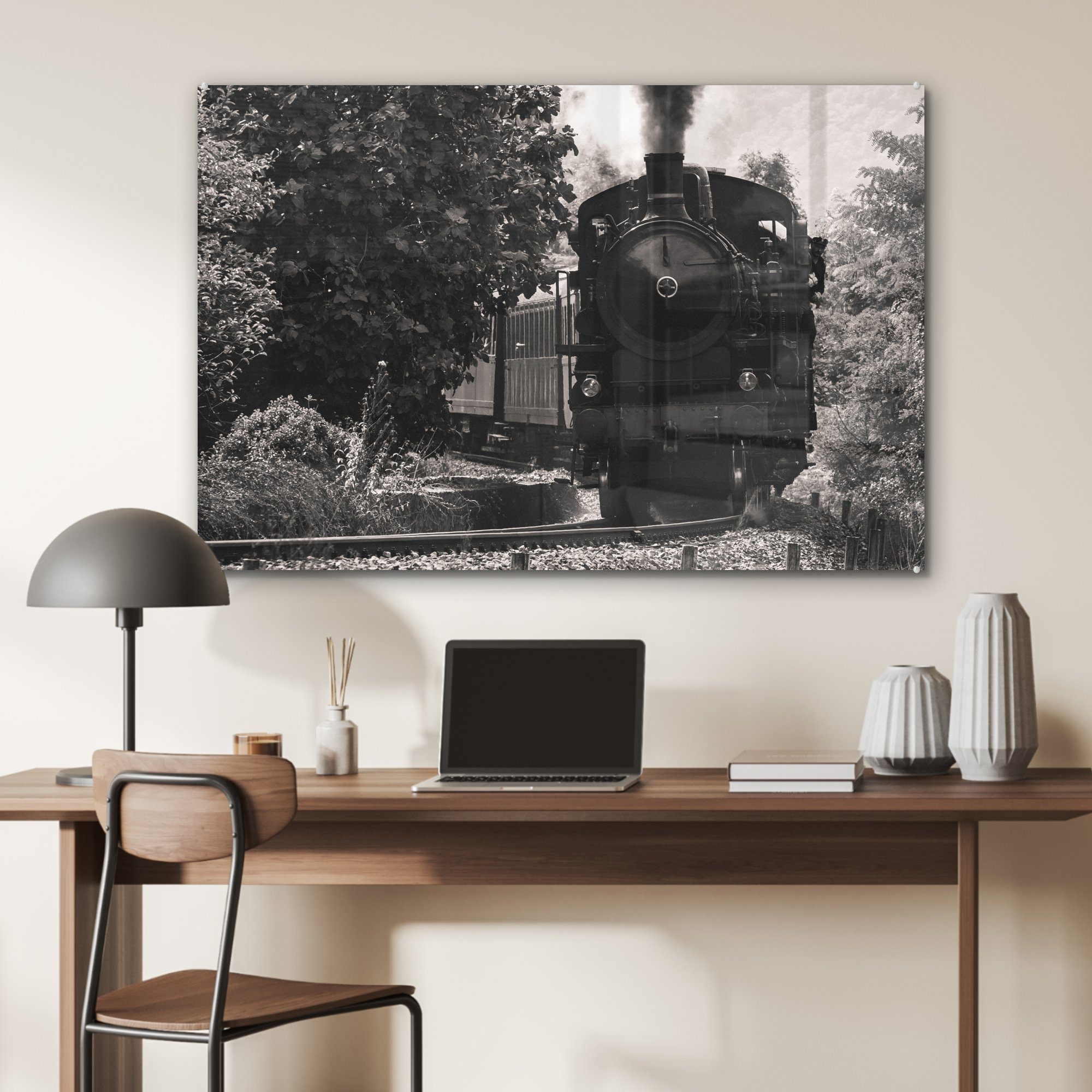 MuchoWow Acrylglasbild Schwarz-Weiß-Foto eines Dampfzuges Italien, in & Schlafzimmer Wohnzimmer (1 St), Acrylglasbilder