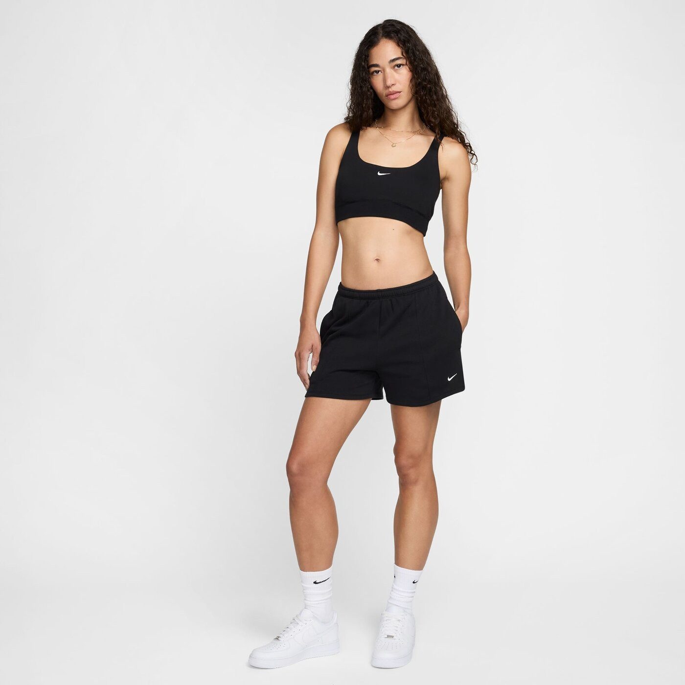 Nike Trainingsshorts W NSW NK CHLL FT MR 4IN SHORT BLACK/SAIL