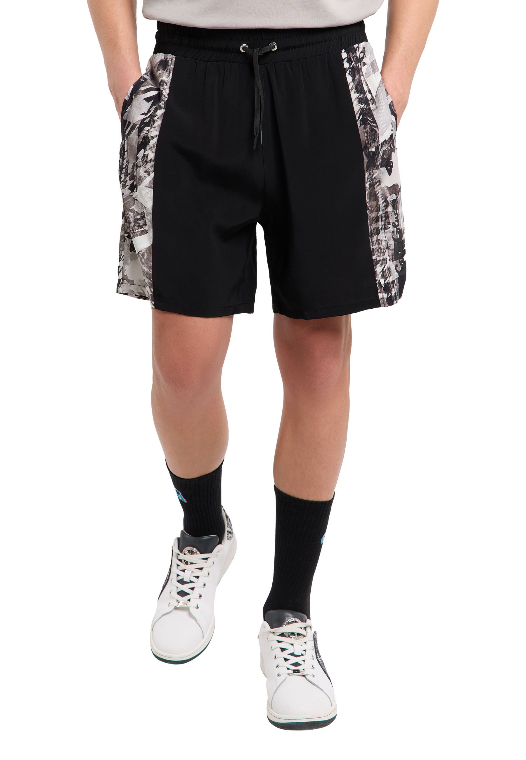 CARLO COLUCCI Bermudas Feil