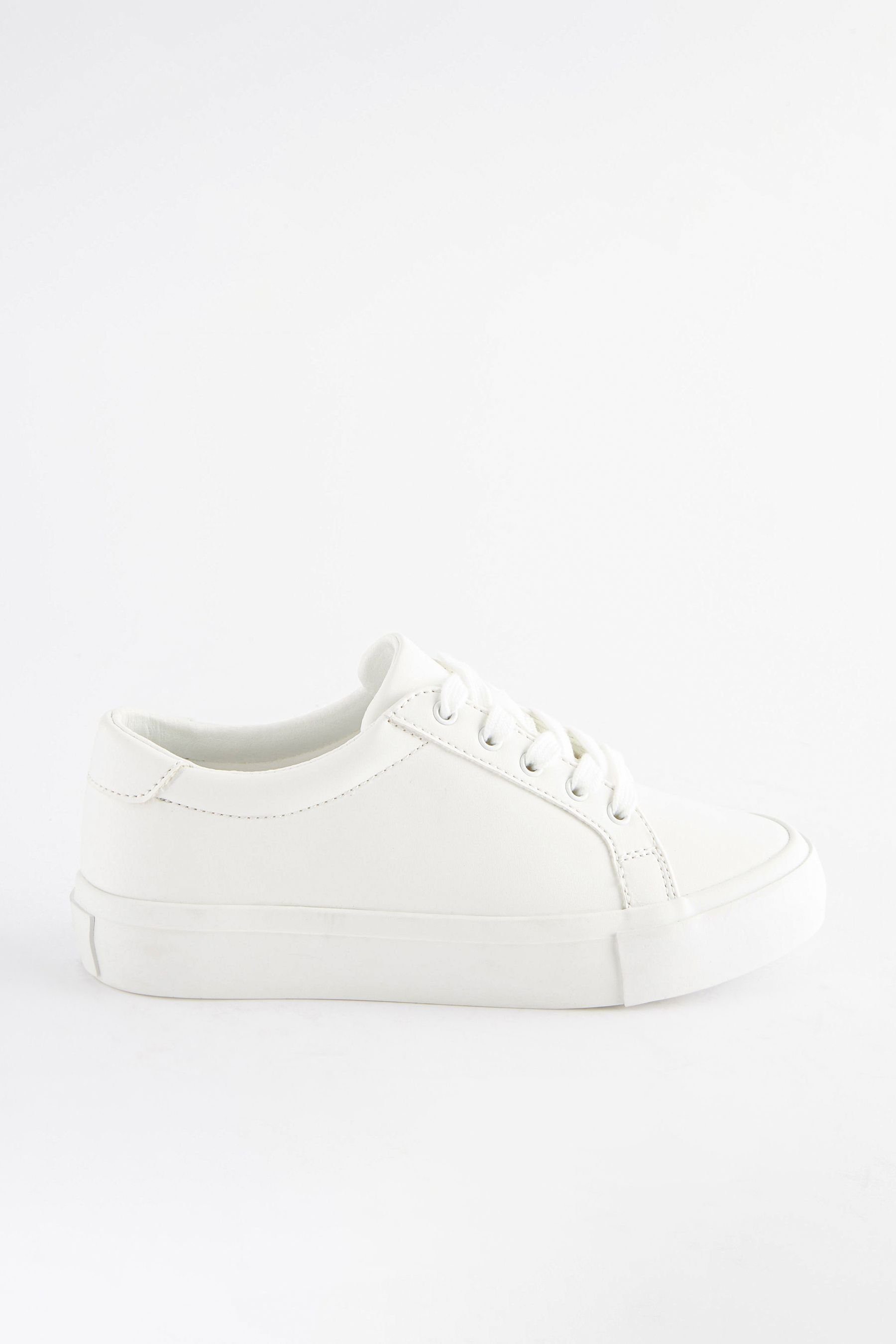 Spitze Sneaker