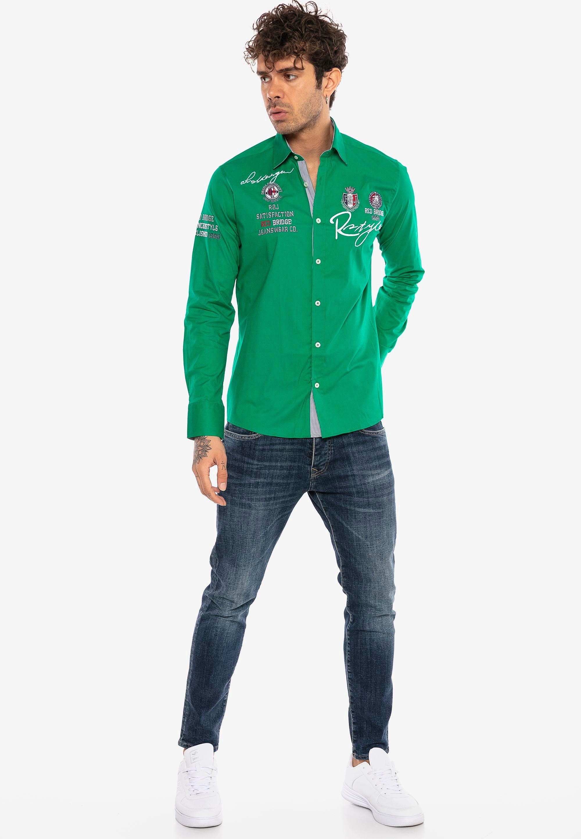 Slim City grün Langarmhemd RedBridge mit Stickerei Fit-Schnitt Jersey im