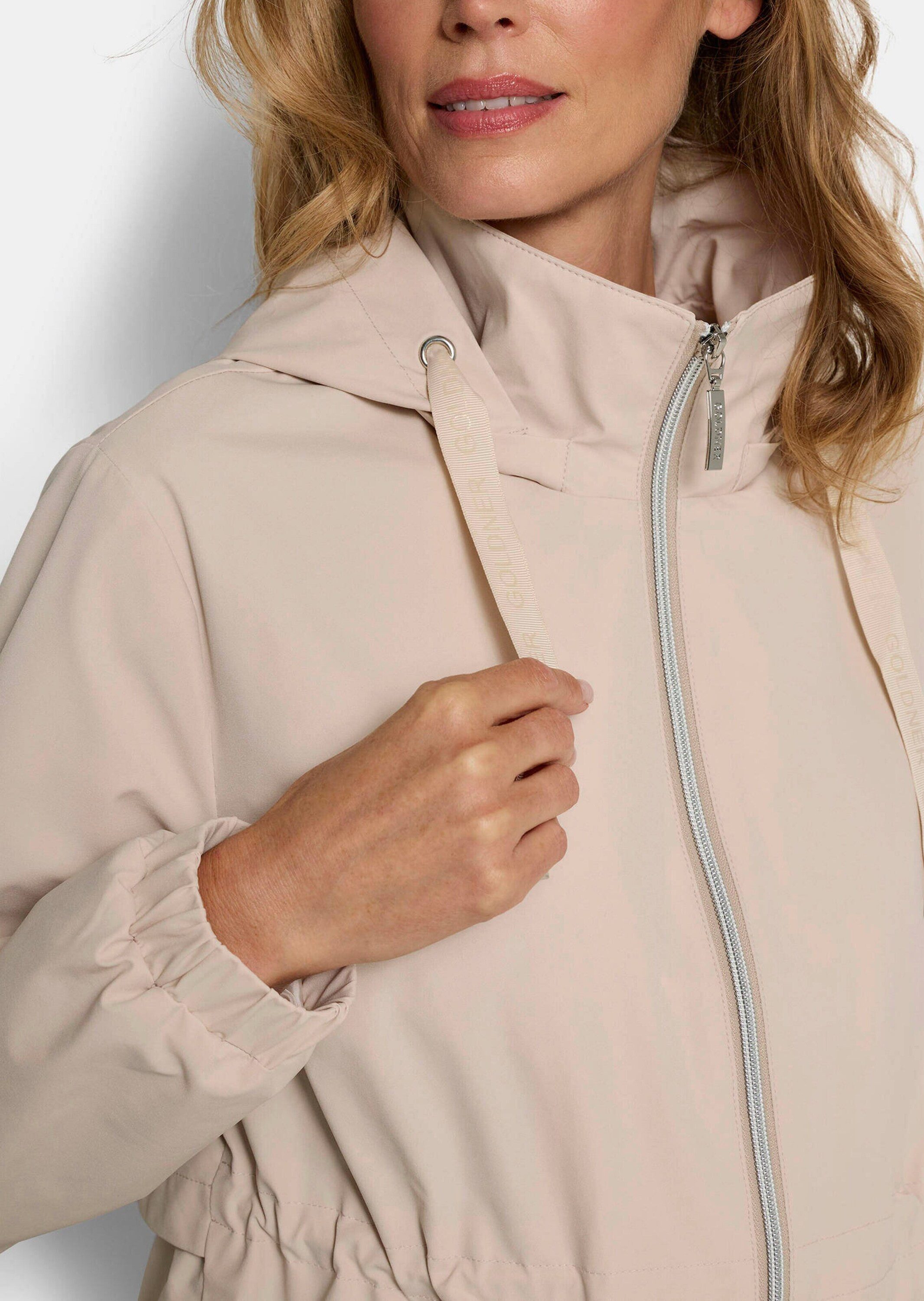 GOLDNER Jerseyblazer Kurzgröße: Freizeitjacke mit Kapuze Kapuzenjacke mit Stehkragen, Taschen, Reißverschluss und Langarm