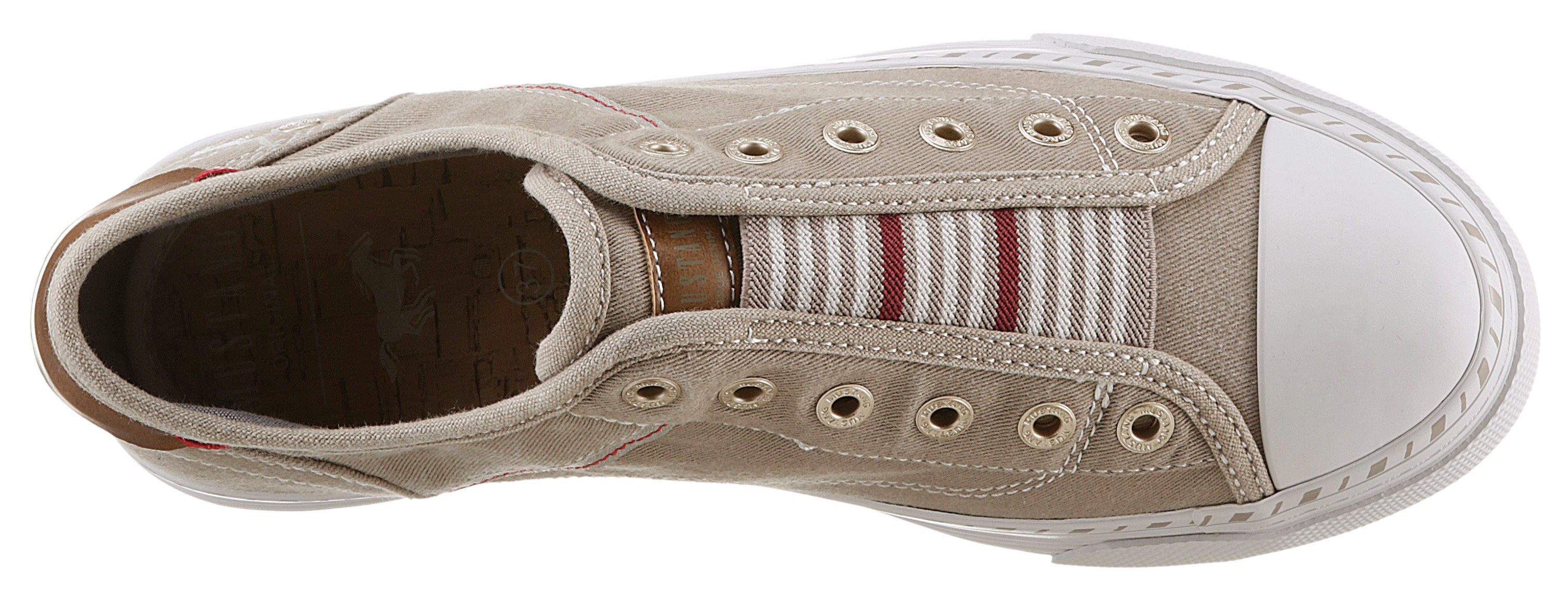Mustang Shoes Schlupfschuh, Freizeitschuh, Slip-On Sneaker Slipper, Schlupfschuh, Freizeitschuh mit praktischem Gummizug