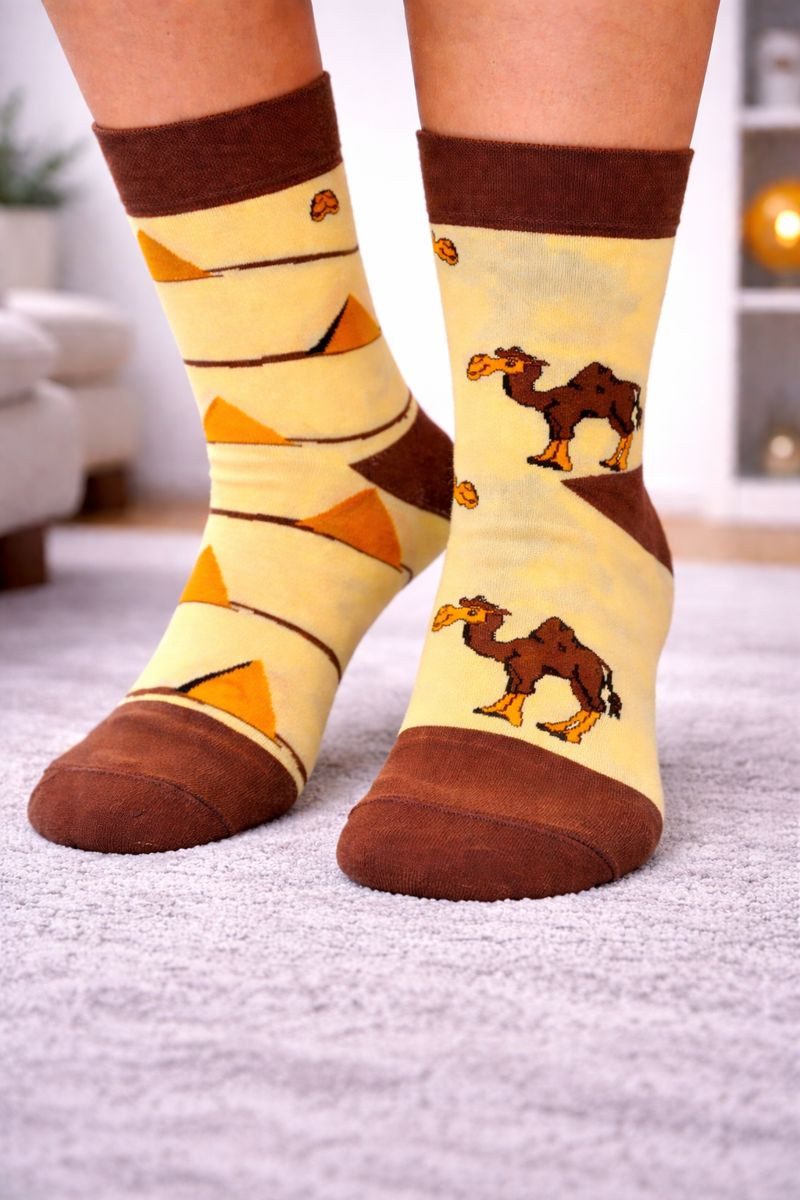 Martinex Freizeitsocken 1 Paar Socken lustige bunte Strümpfe 35 38 39 42 43 46 nahtlos, weich, in Gelb mit Kammel und Pyramiden 35 38 41 43 45