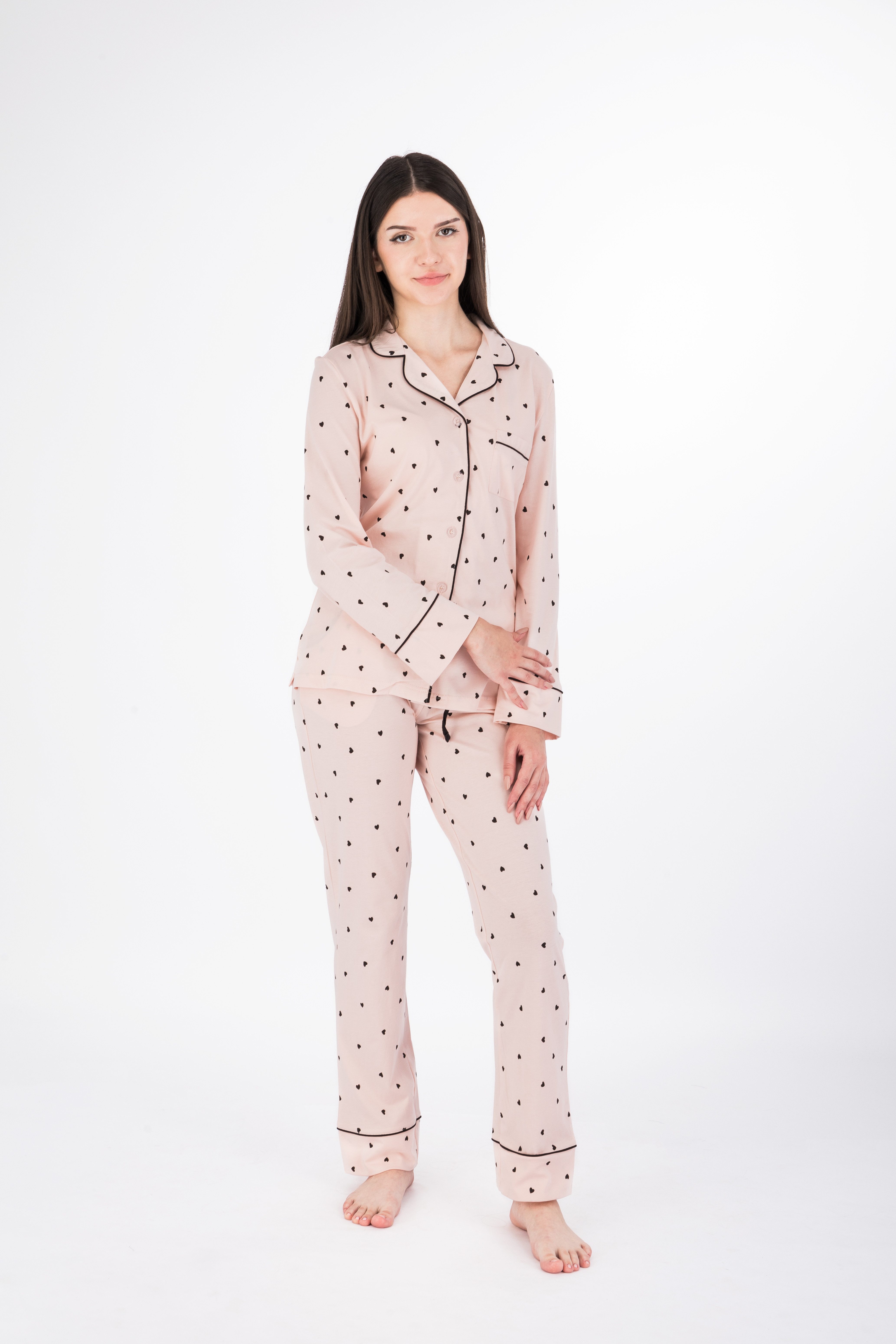 SNOOZE OFF Pyjama Schlafanzug in zartem rosa-beige mit schwarzen Herzen (2 tlg., 1 Stück) und Kontrastpaspeldetails