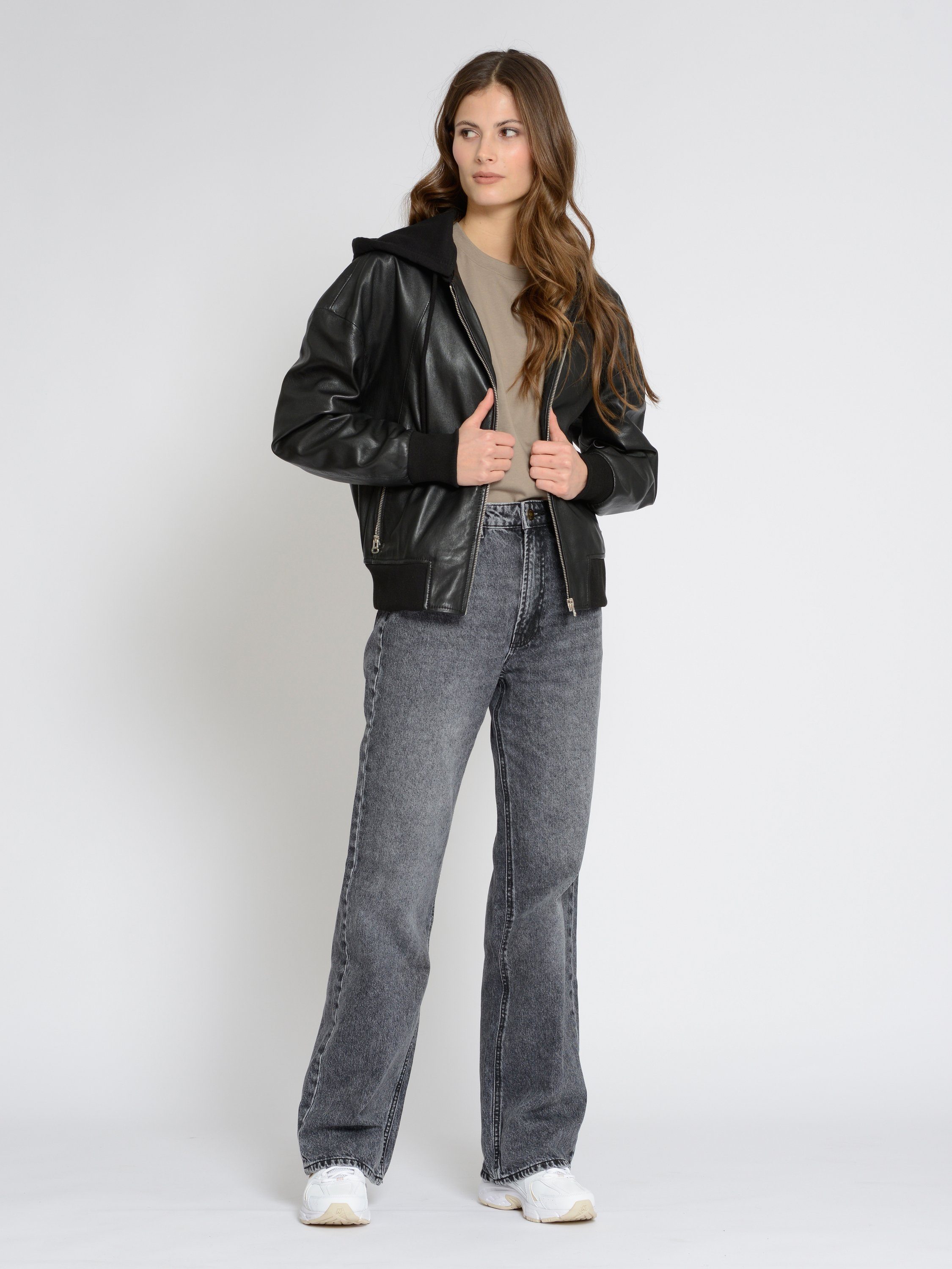 black 42021287 Blouson Maze