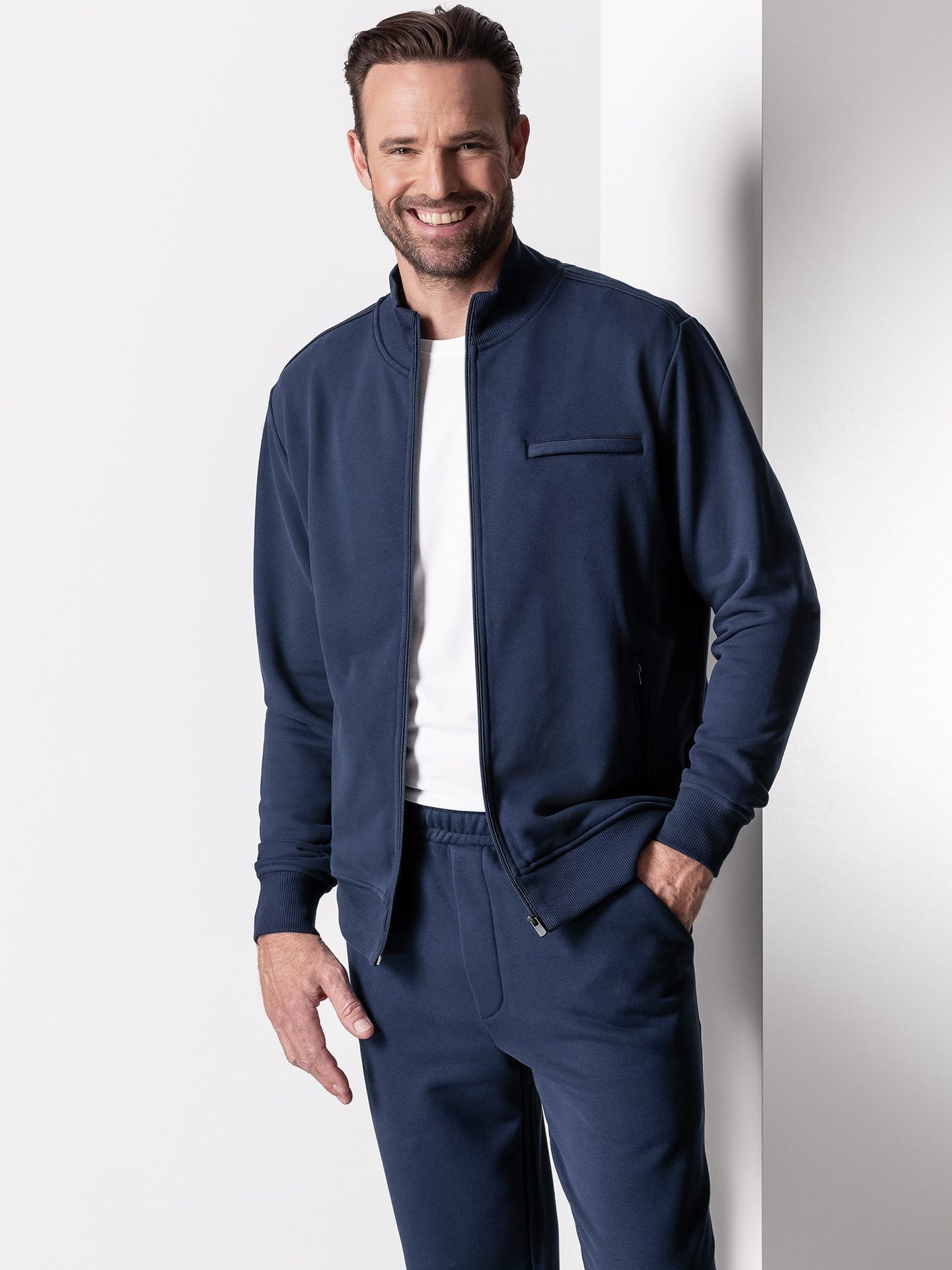 Walbusch Sweatjacke Herren Wohlfühljacke Supersoft Baumwollmix Freizeitjacke, angeraut, wärmend, 2 Reißverschlusstaschen, Kurzgröße