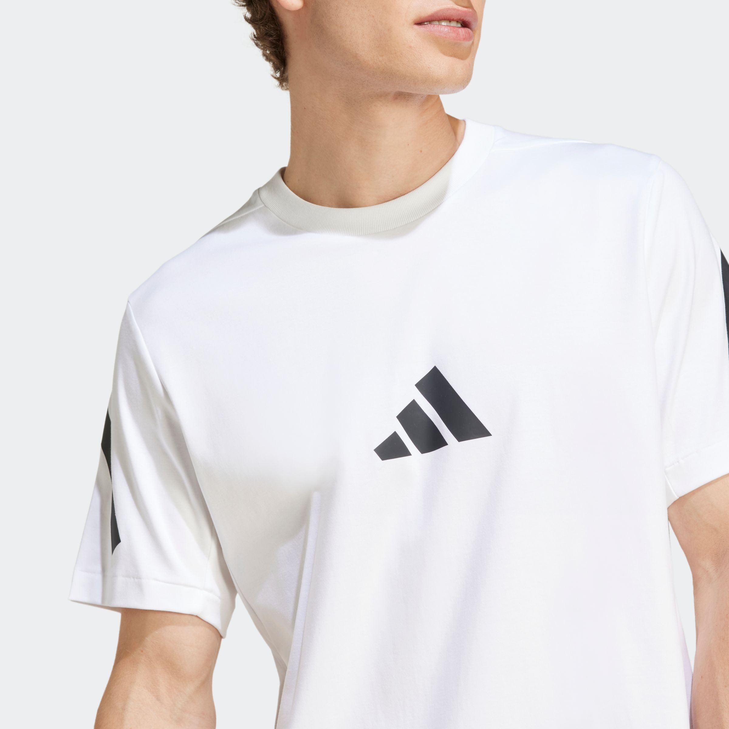adidas Sportswear T-Shirt M Z.N.E. TEE sportlicher Stil, Kurzarm, aus Baumwolle, ohne Verschluss