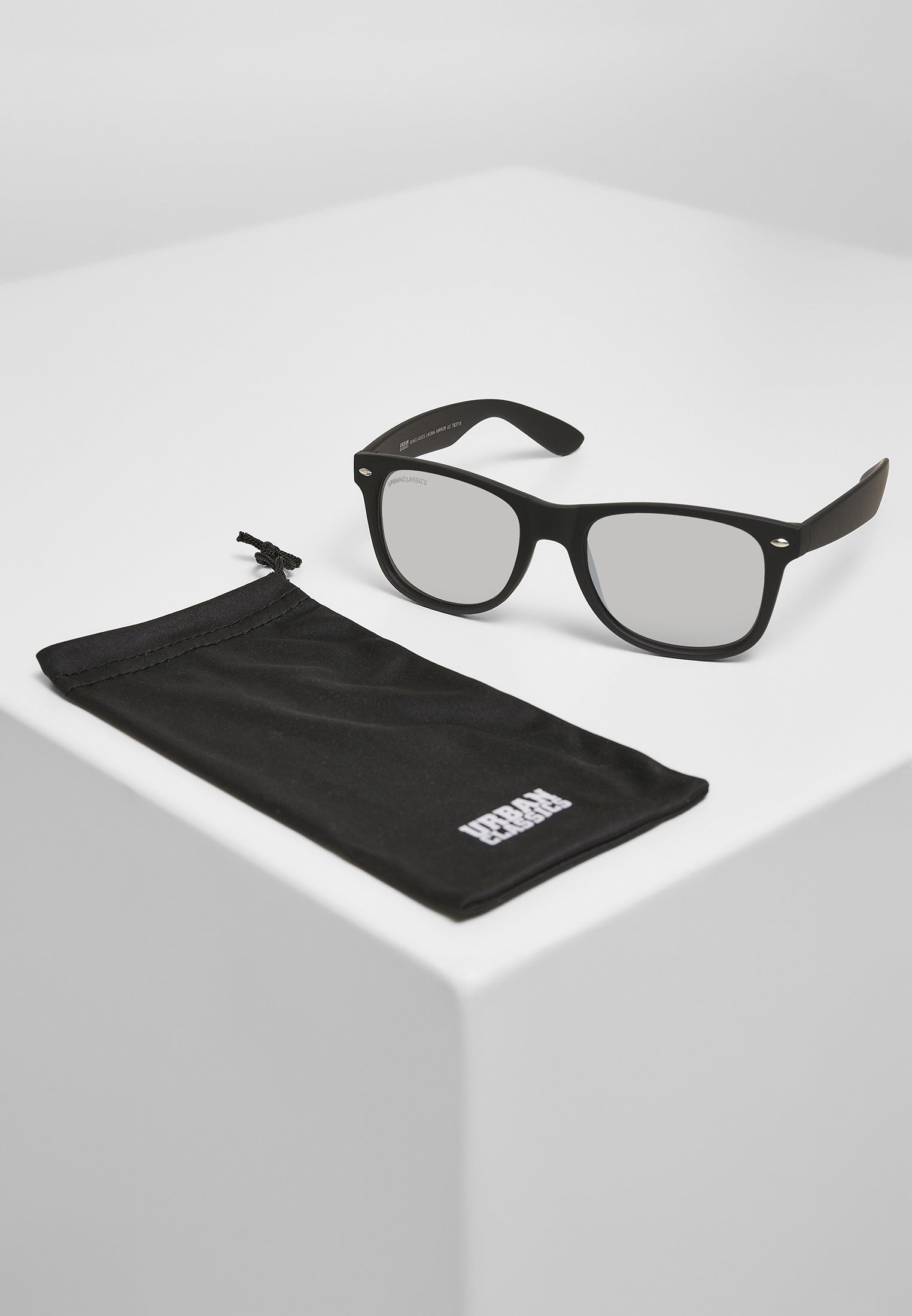URBAN CLASSICS Sonnenbrille Accessoires UC Sunglasses Mirror Likoma black/silver
