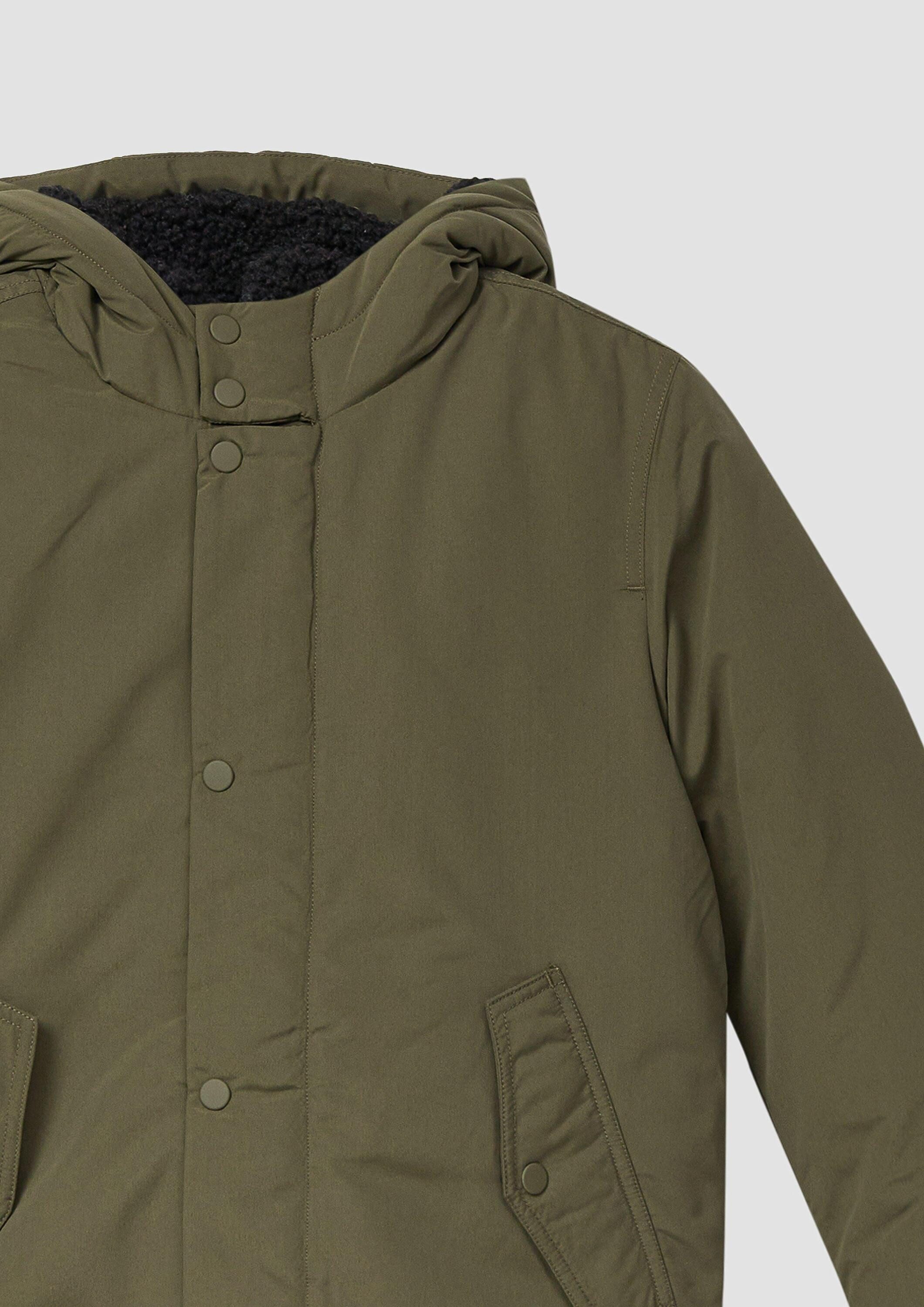s.Oliver Wintermantel Outdoor-Mantel Wärmender Parka mit Kapuze und Teilungsnähten
