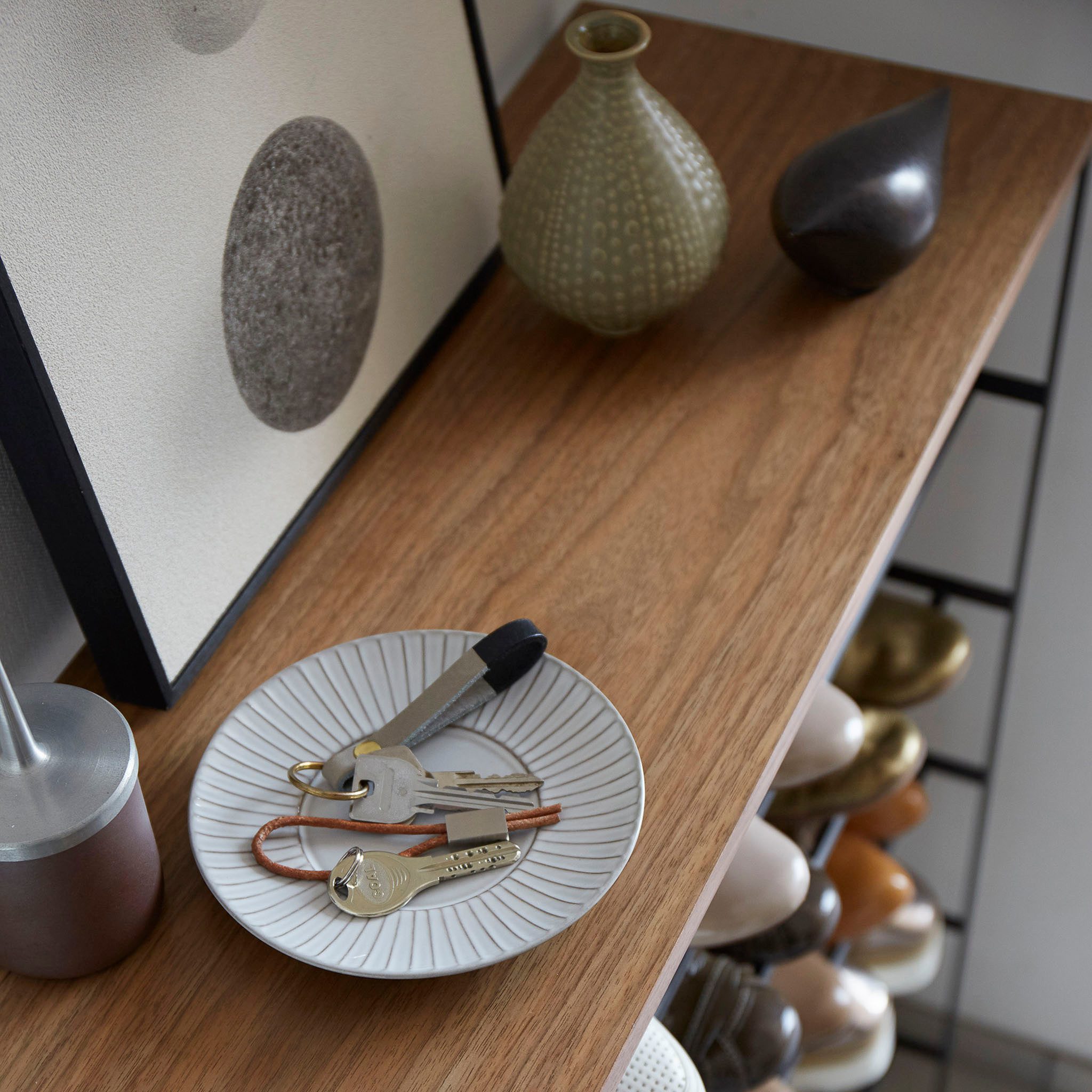 Yamazaki Schuhregal TOWER 6-stöckiges Schuhregal mit Holzablage, Stahl / Holz, minimalistisch, 66 x 25 x 87 cm (L x B x H)