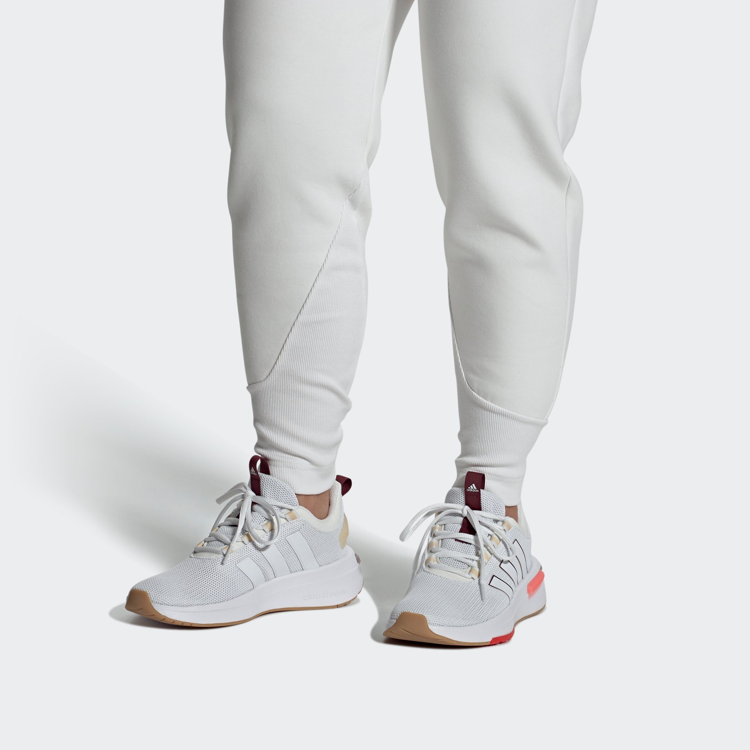Sneaker Cloud / TR23 adidas RACER Sportswear Cloud White Red Bright / White