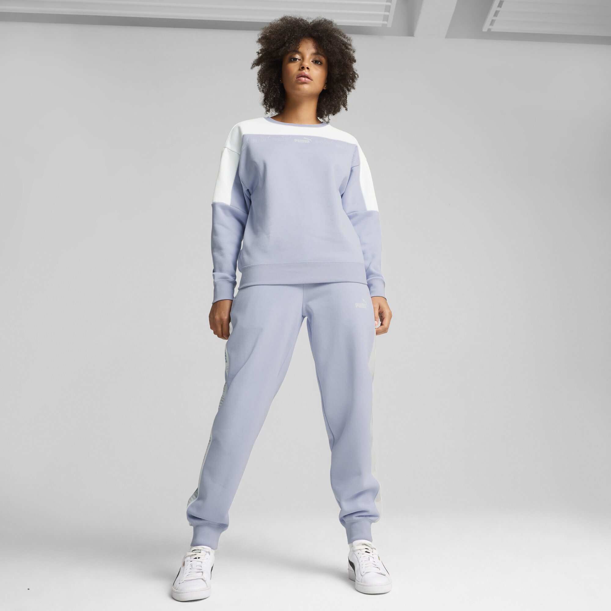 PUMA Sweatshirt Around The Block Crewneck Damen – Bild 5 von 5