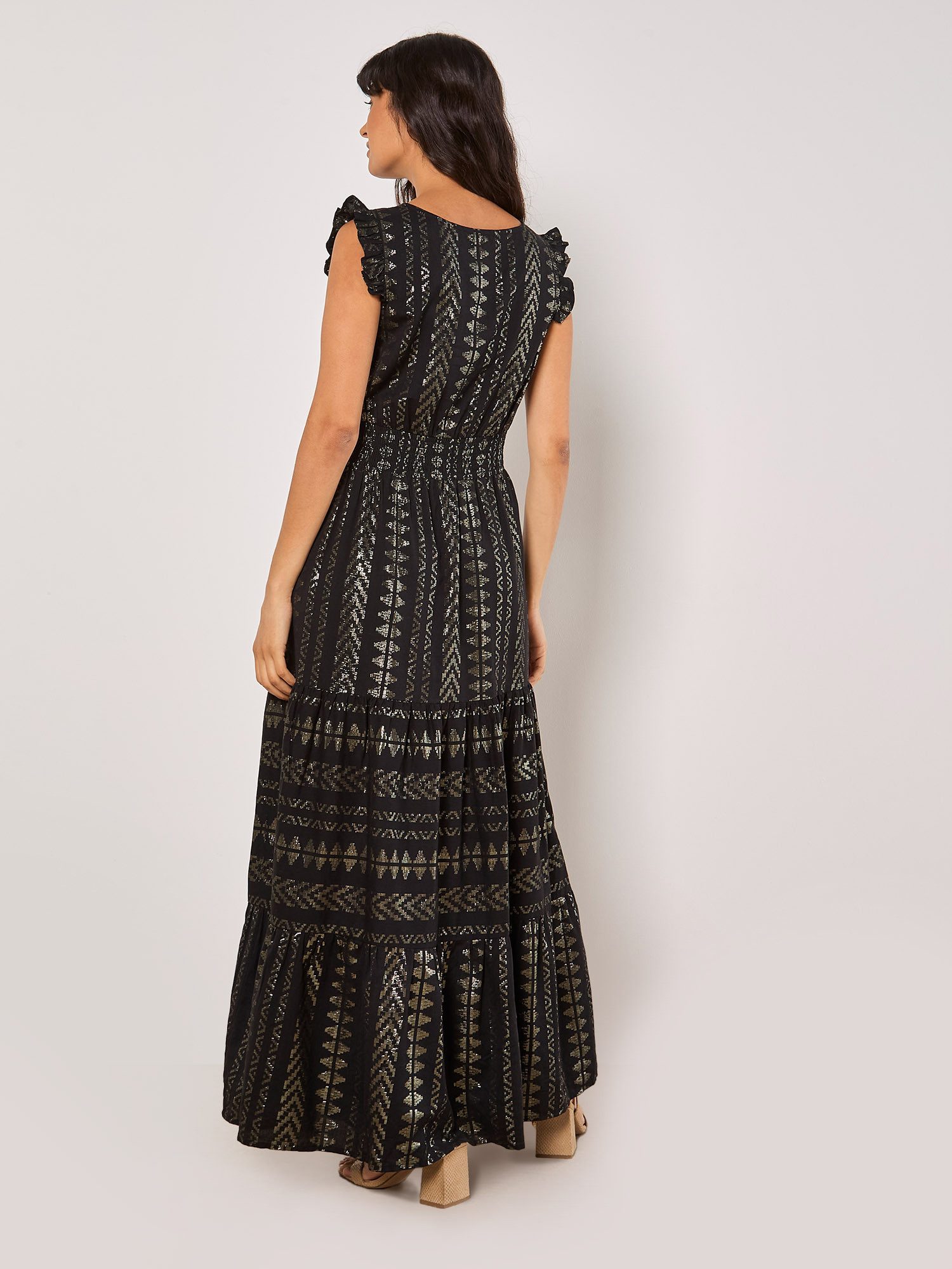 Apricot Maxikleid Ruffle Hem Maxi Dress mit Rüschenärmeln – Bild 4 von 4