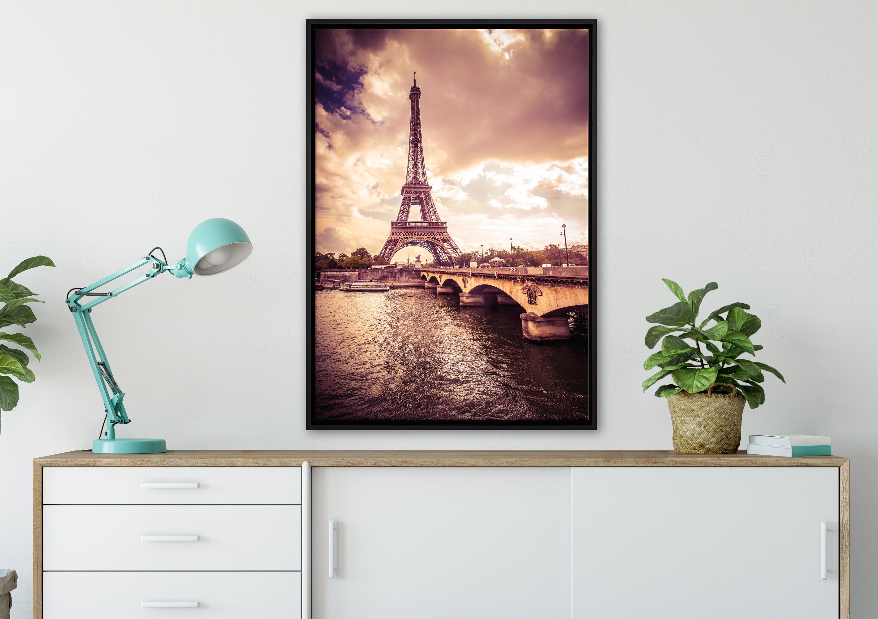 Wanddekoration bespannt, in einem fertig Paris, (1 Schattenfugen-Bilderrahmen gefasst, inkl. Pixxprint Zackenaufhänger Leinwandbild in Leinwandbild Eiffelturm St),
