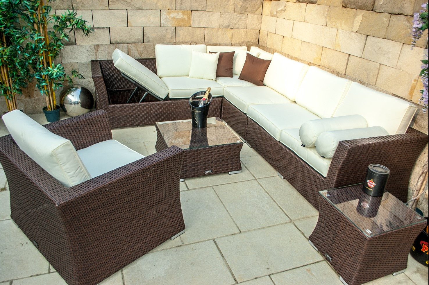 Ragnarök Möbel-Design Gartenlounge-Set Lounge Set Wotan, (Set, Ecksofa, Alu, Polyrattan), integrierte Kopfstützen in den Sitzflächen, extra Breite Armlehnen