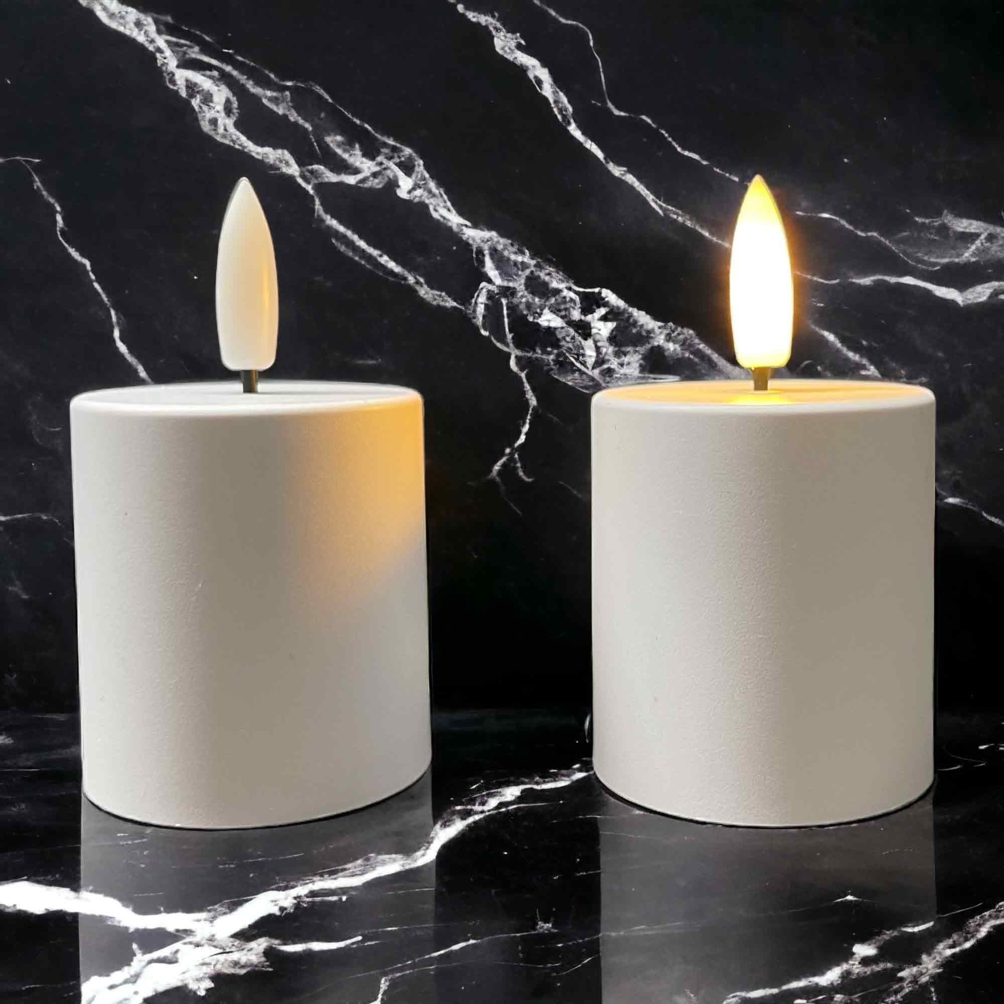 Coen Bakker Deco BV LED-Kerze Votive Candles (Set, 2-tlg), weiß 3D Flamme 6/18h Timer 4,5x8cm – Bild 4 von 4