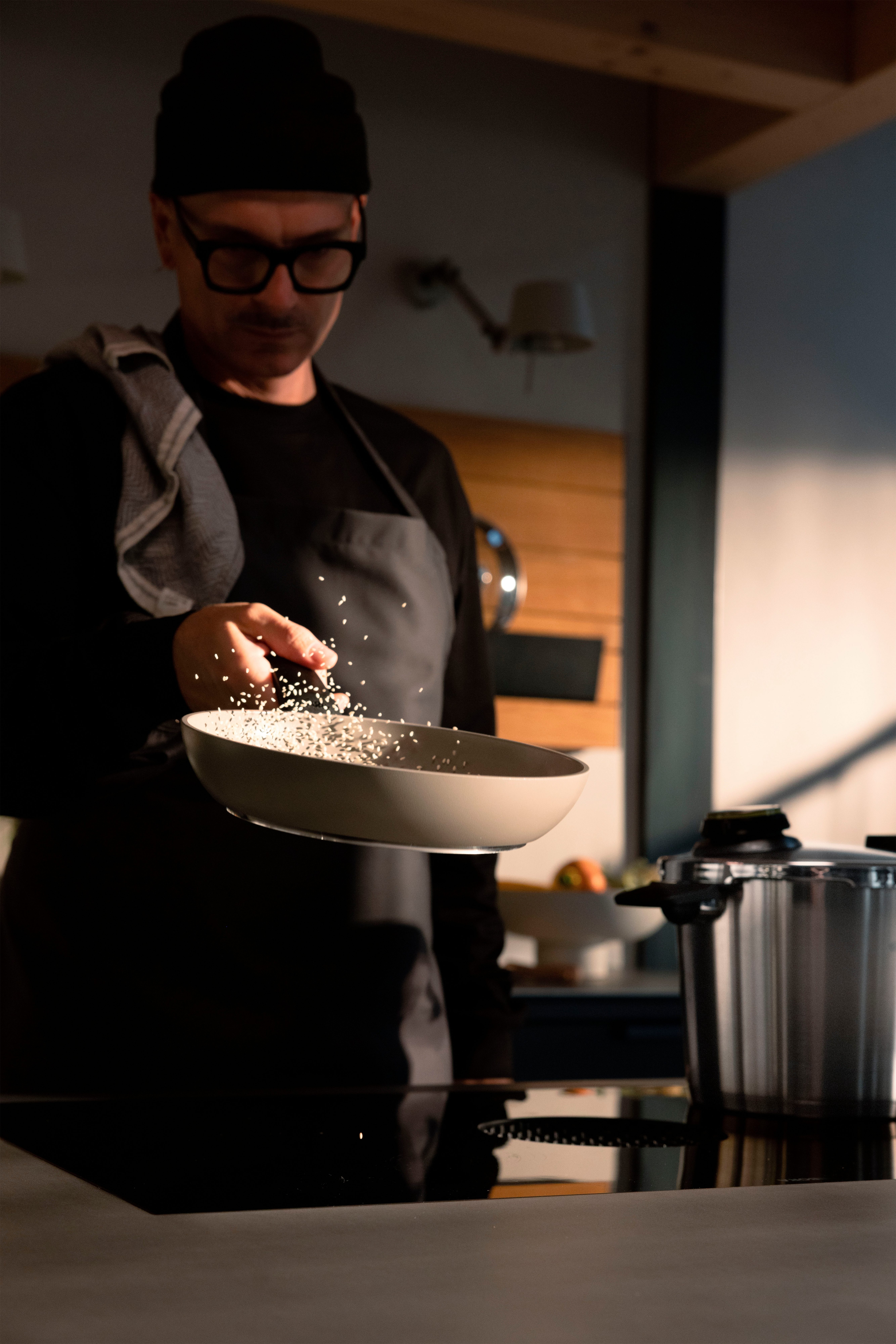 Fissler Bratpfanne Ceratal®Evo Classic, Aluminium (1-tlg), Keramikpfanne hergestellt ohne PFAS/PTFE – Made in Germany – Bild 5 von 5