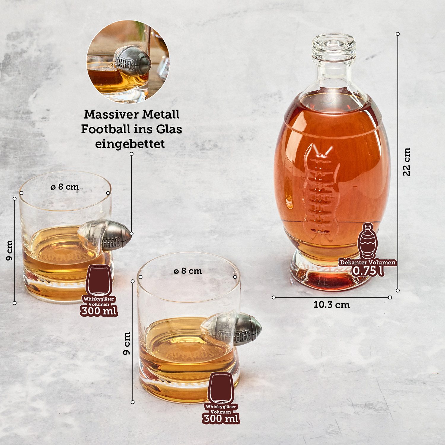 40YARDS Gläser-Set American Football Whisky Set: 2x Whisky Gläser + Dekanter, Glas, Whisky Gläser mit Metall Football + Dekanter in Football Form