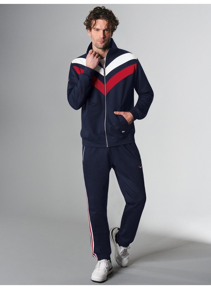 Trigema Freizeitanzug TRIGEMA Jogginganzug im sportlichen Look (1-tlg)