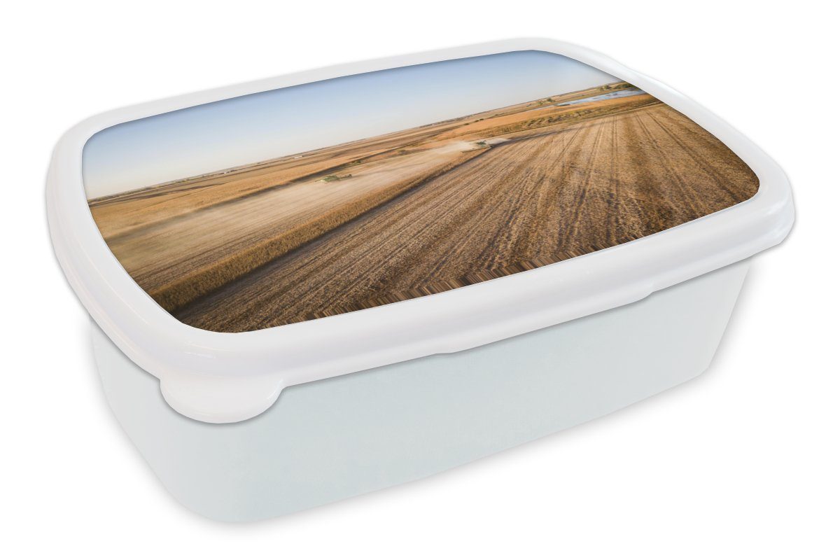 MuchoWow Lunchbox Feld - Bauernhof - Traktor - Landwirt - Landleben, Kunststoff, (2-tlg), Brotbox für Kinder und Erwachsene, Brotdose, für Jungs und Mädchen weiß