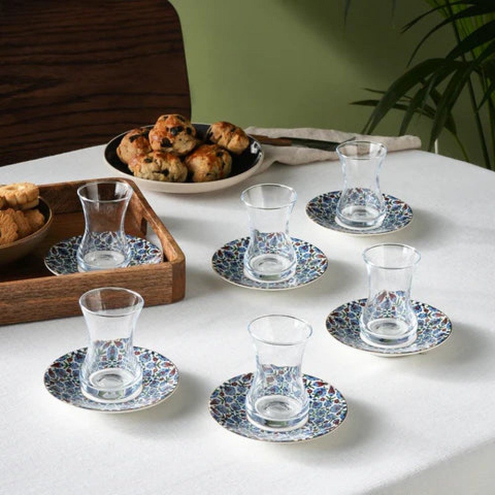 Karaca Teeservice Emirgan 12-teiliges Türkisches Teeset aus Bone China für 6 Personen