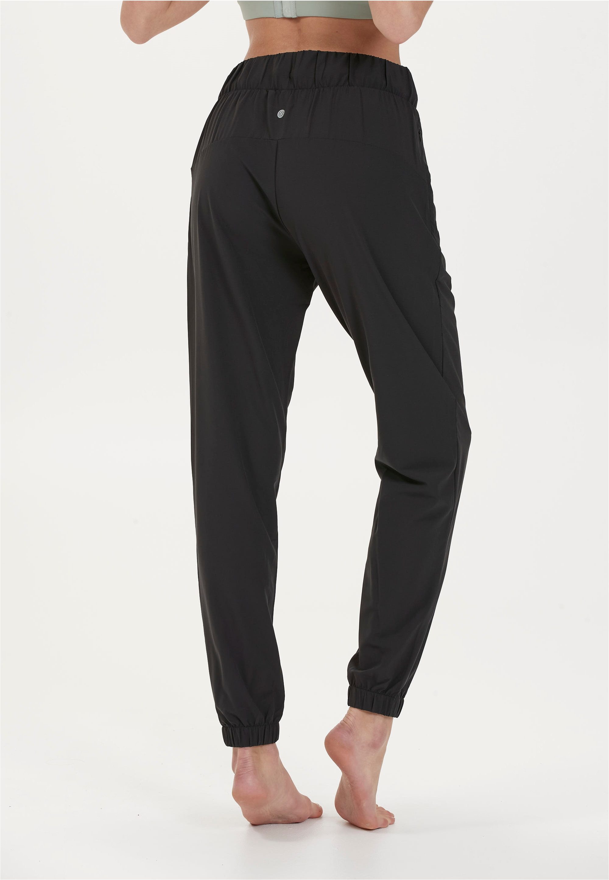ATHLECIA Sweathose Austberg im angesagten Look