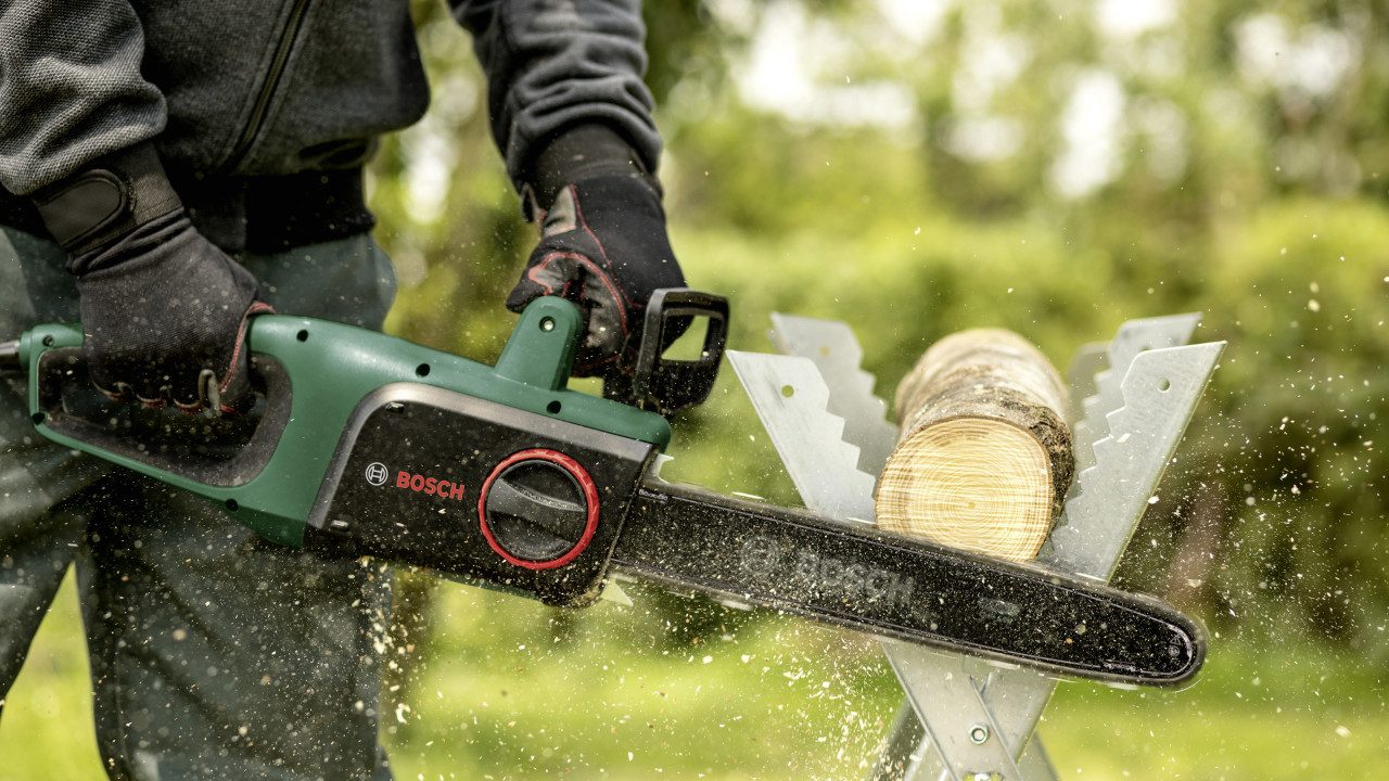 BOSCH Benzin-Kettensäge Bosch Kettensäge UniversalChain 35 1800 Watt mit