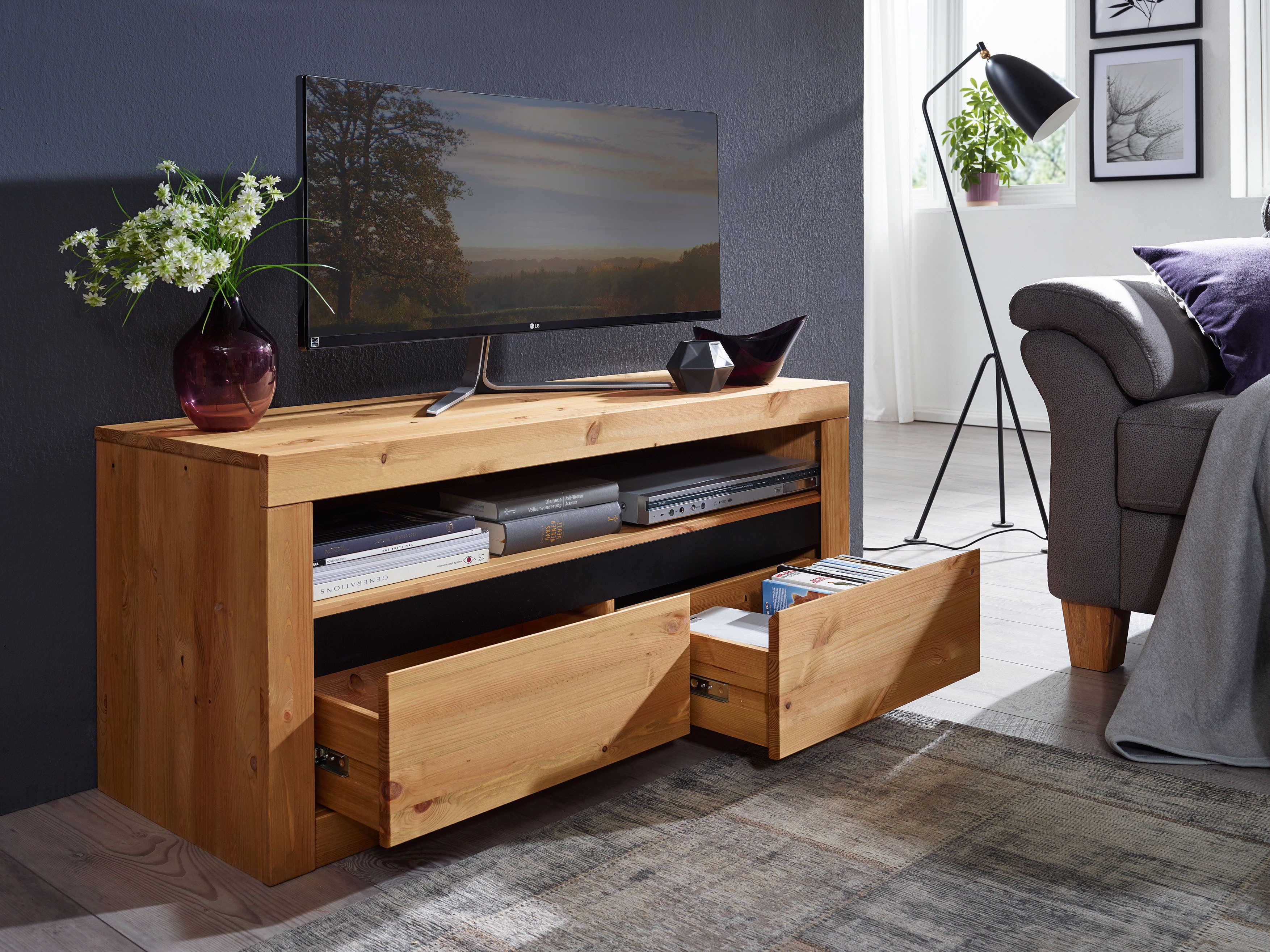 Woodroom TV-Board Weimar (111 x 49 x 42 cm), TV-Lowboard, TV-Schrank, massive Kiefer eichefarbig geölt