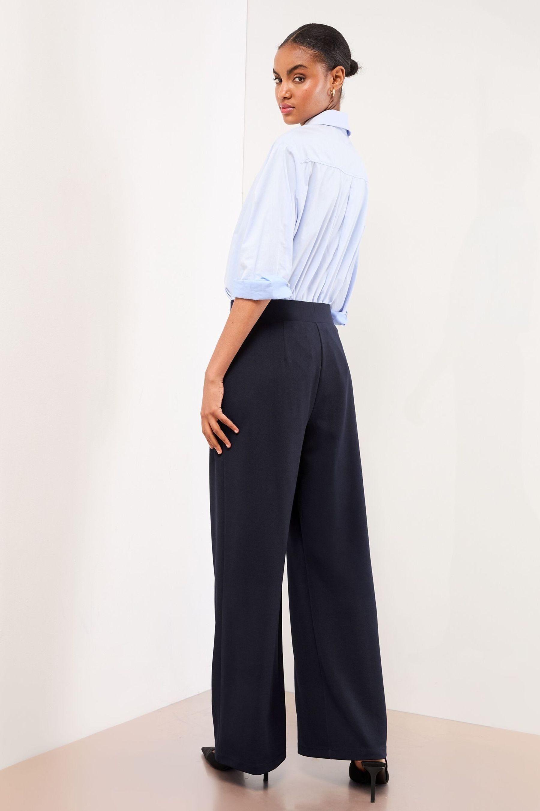 LIPSY Taillenhose Lipsy Hose mit hohem Bund und weitem Bein, Regular (1-tlg günstig online kaufen