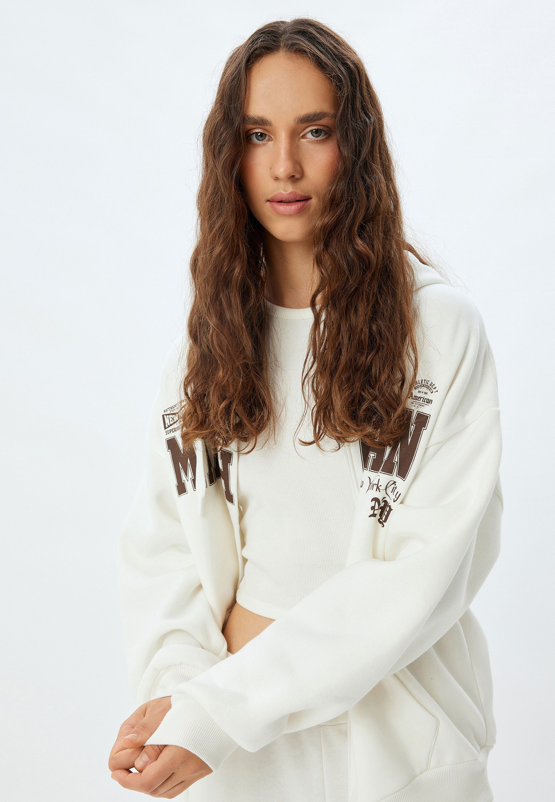 Koton Kapuzensweatshirt Mit Kapuze-Vollreißverschluss Mit Aufdruck