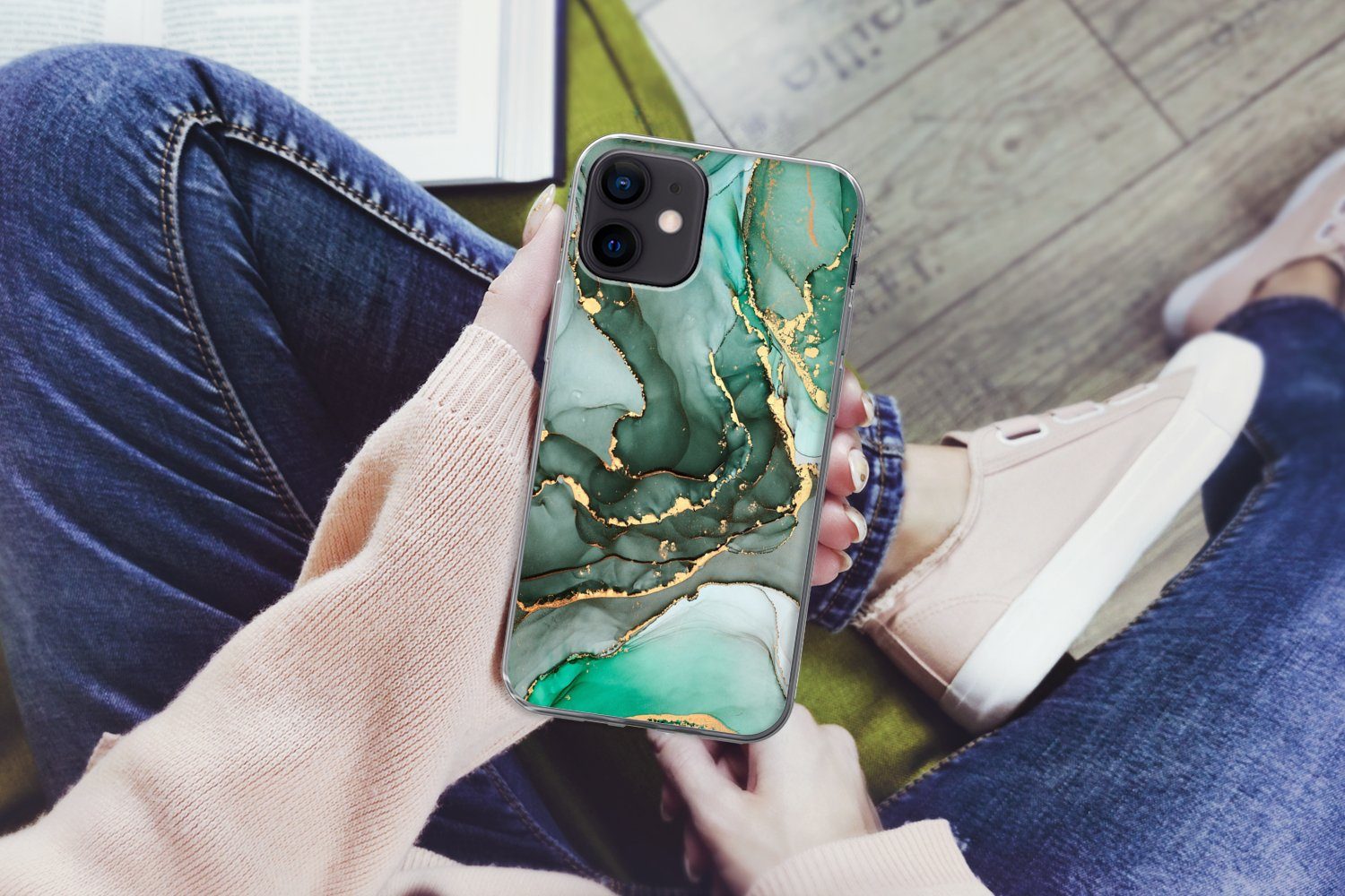 MuchoWow Handyhülle für Apple iPhone 12 Mini Gold - Marmor - Grün - Luxus - Marmoroptik -, Smartphone-Bumper, Print, Handy Schutzhülle Dünn