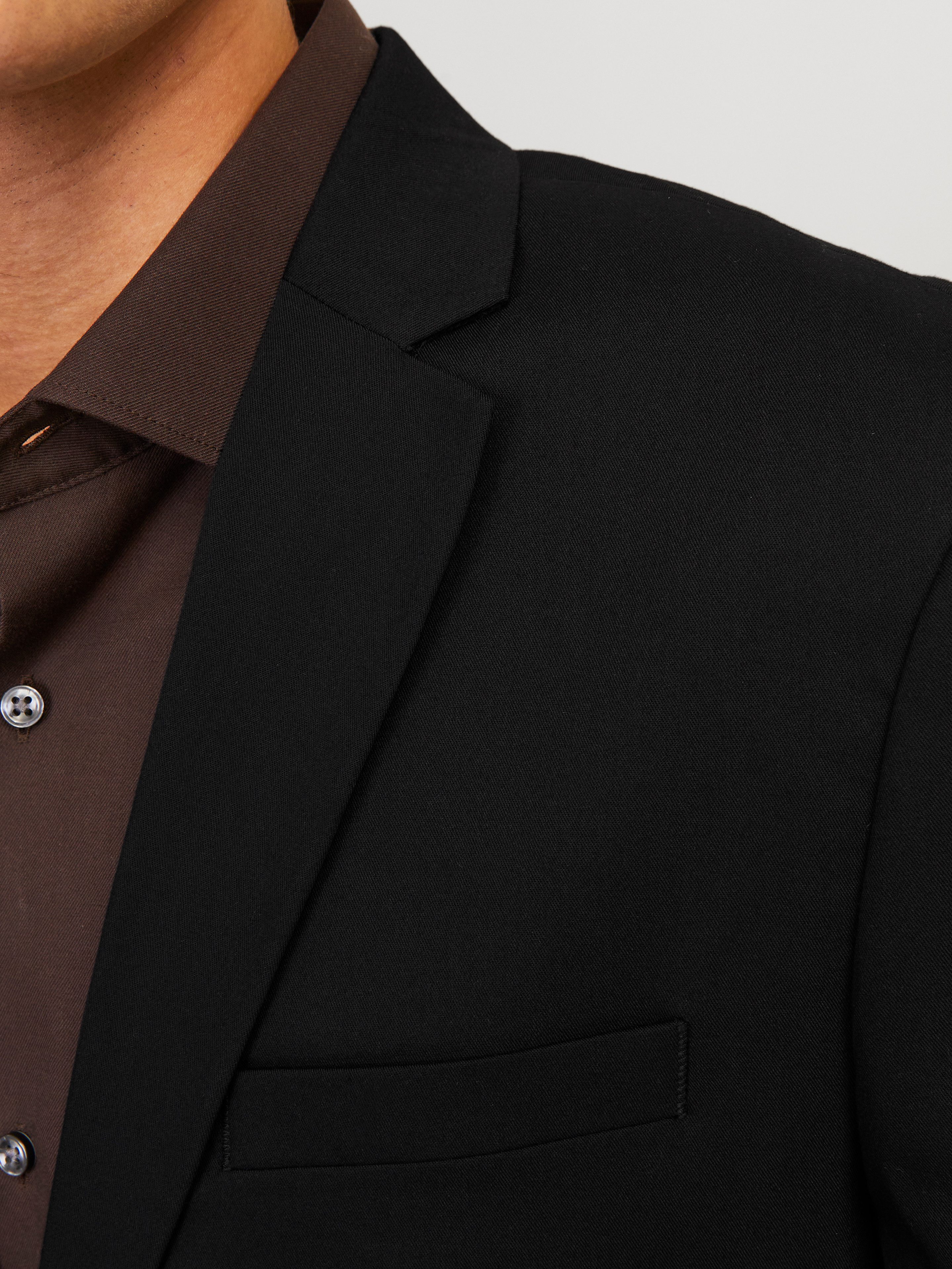 Jack & Jones Sakko JPRFRANCO Blazer mit 2-Knopf-Form und extra schmalem Schnitt unifarben, modisch, slim fit, Kunstfaser