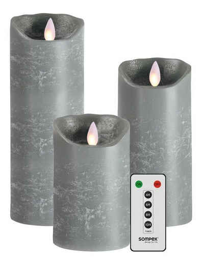 SOMPEX LED-Kerze »3er Set Flame LED Kerzen grau 12,5/18/23cm« (Set, 4-tlg., 3 Kerzen, Höhe 12,5/18/23cm (je 8cm Durchmesser), 1 Fernbedienung), fernbedienbar, integrierter Timer, Echtwachs, täuschend echtes Kerzenlicht