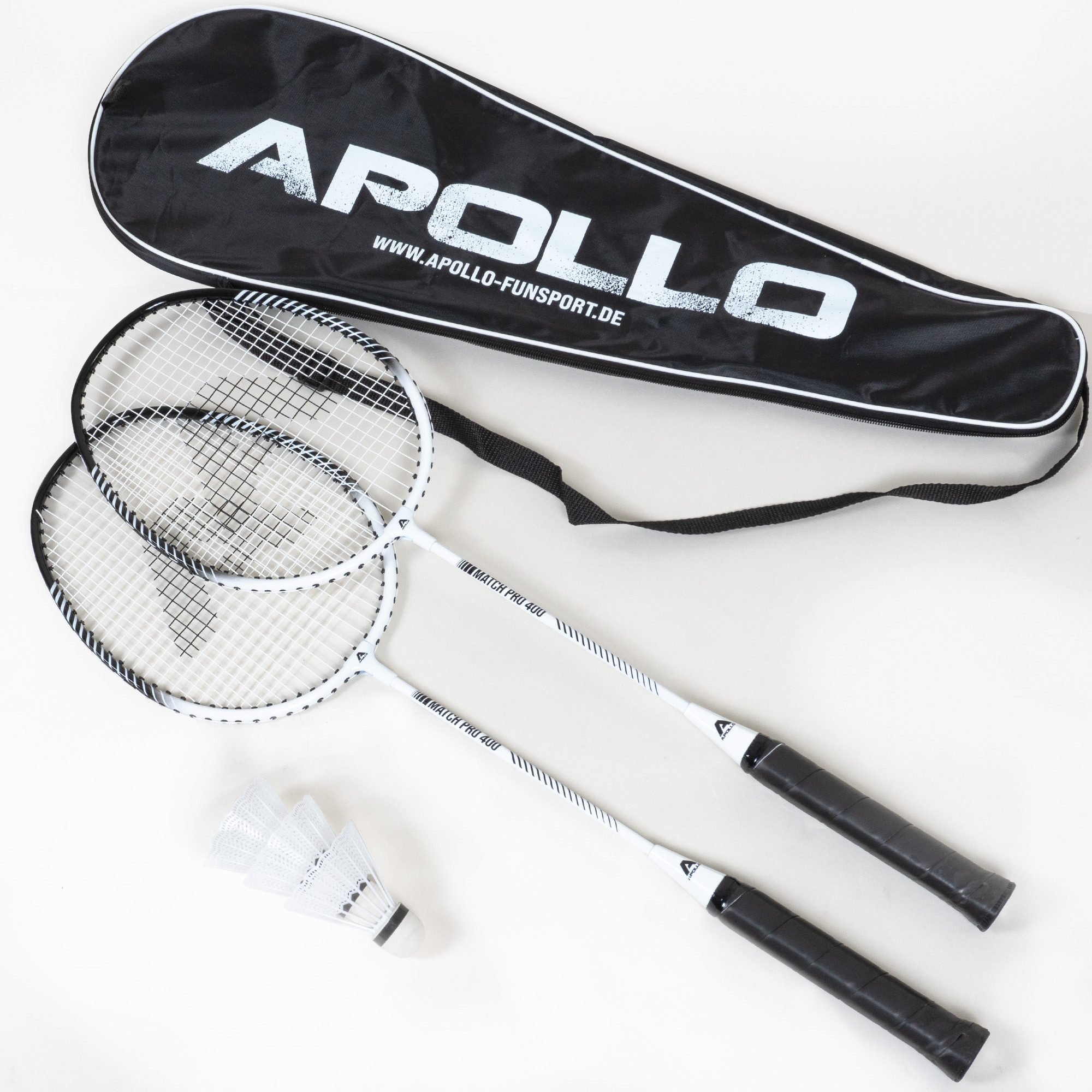 Apollo Badmintonschläger Badminton Set Match Pro 400 - 2x Badmintonschläger inkl. Bälle,Tasche, (mit Tasche, mit Bällen), Alu-Rahmen, verstärktes T-Stück, flexibler Schaft, Nylon-Bespannung