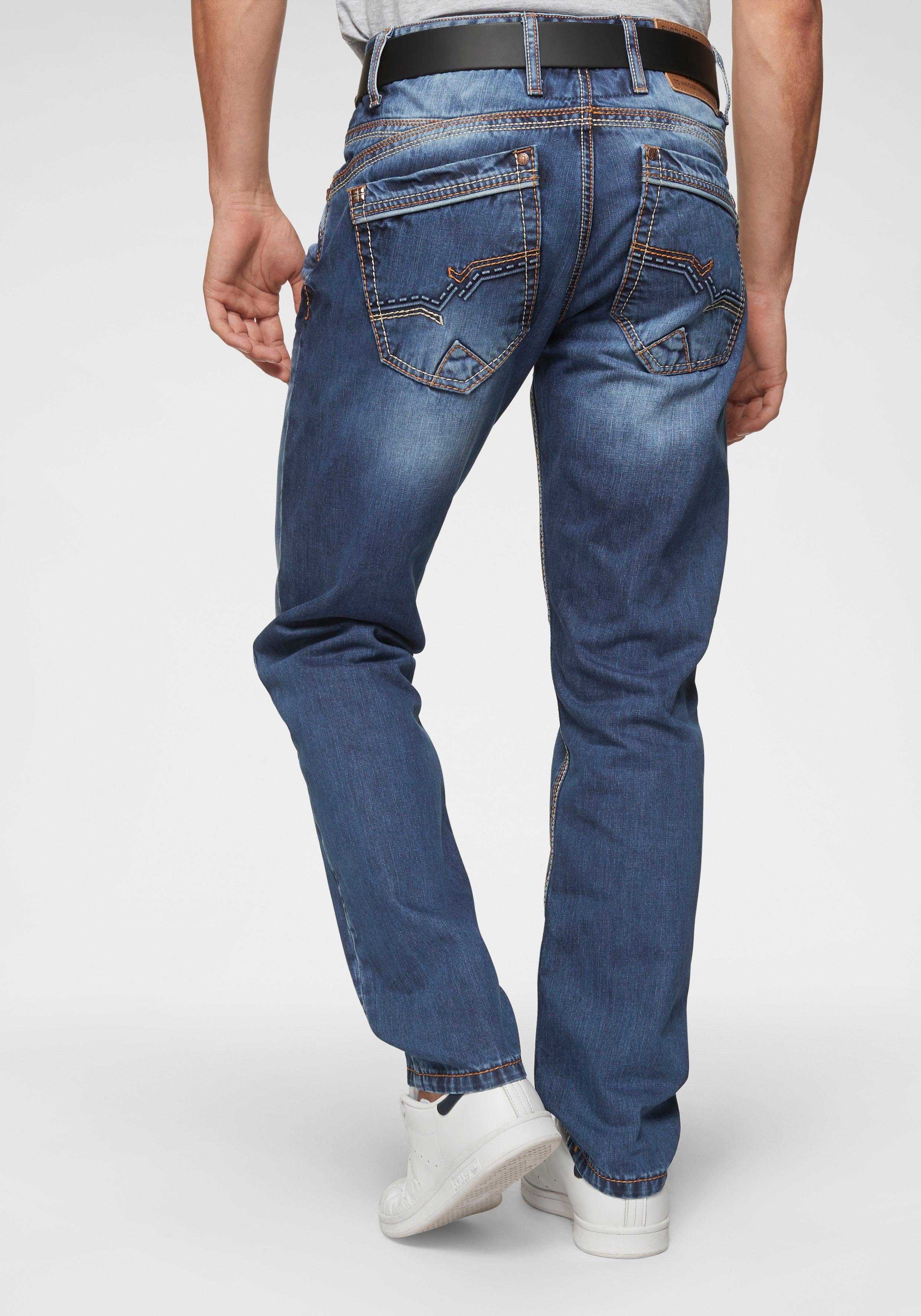 Cipo & Loose-fit-Jeans Baxx