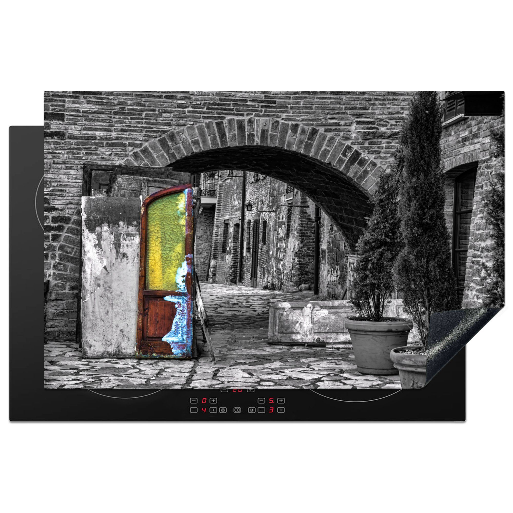 MuchoWow Herdblende-/Abdeckplatte Schwarz-Weiß-Foto mit einem gelben Fenster in Italien, Vinyl, (1 tlg), 81x52 cm, Induktionskochfeld Schutz für die küche, Ceranfeldabdeckung