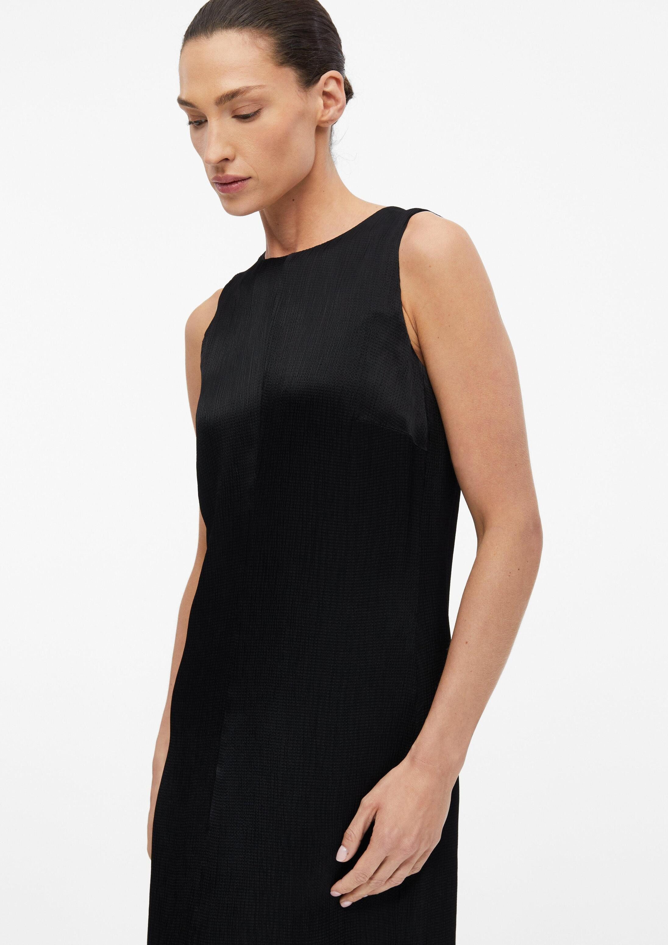 comma Maxikleid Kleid Kleid mit Crépestruktur und Schlitzen