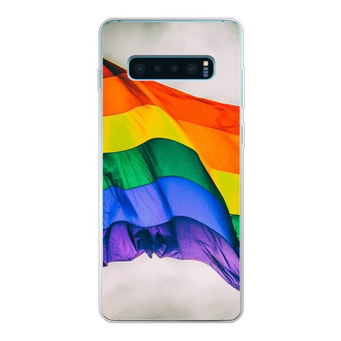 MuchoWow Handyhülle Foto einer Regenbogenflagge Phone Case Handyhülle Samsung Galaxy S10+ Silikon Schutzhülle