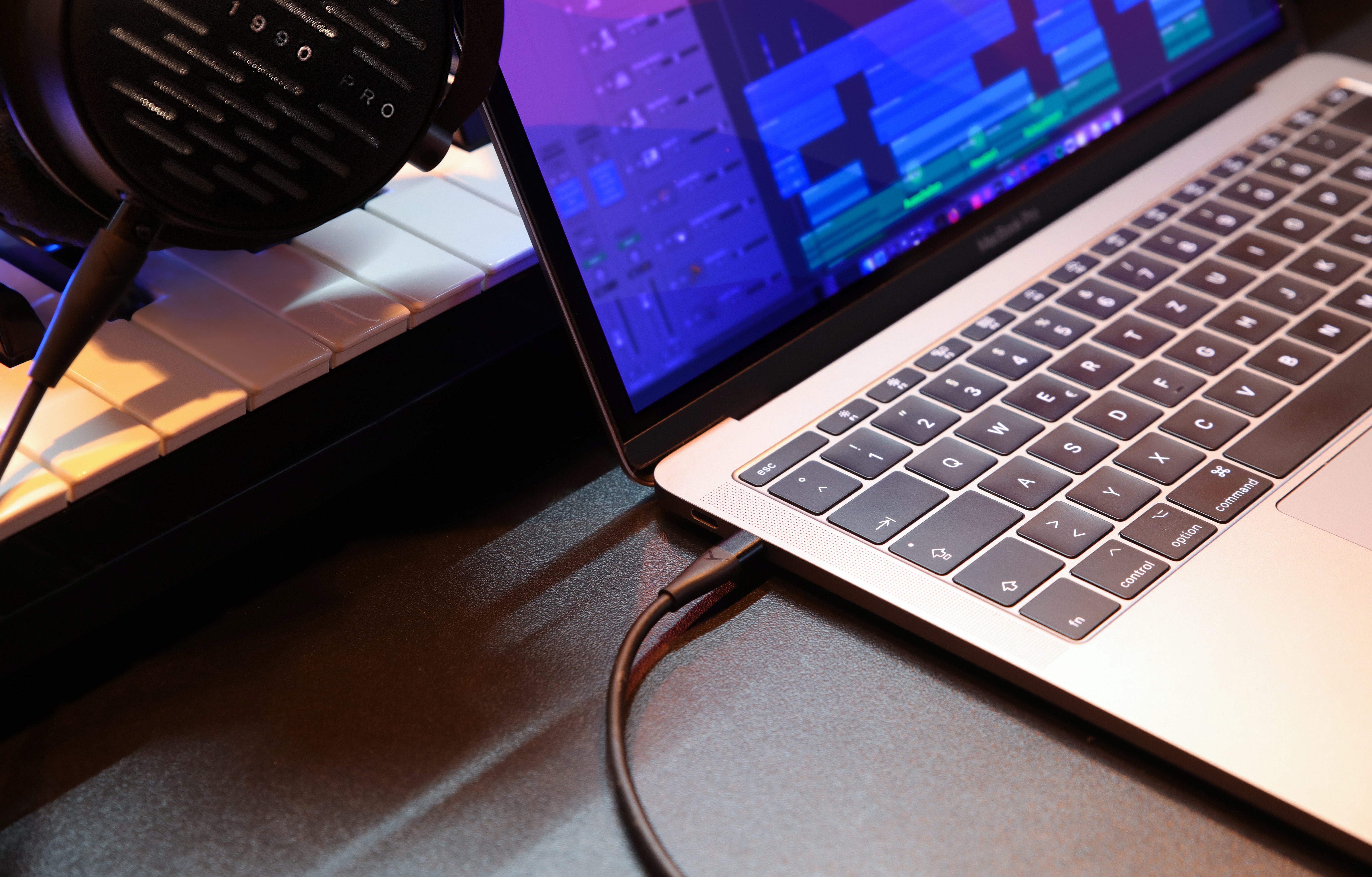 beyerdynamic beyerdynamic PRO X USB-C Kabel - Mini XLR 1,6 m Audio-Kabel, USB-C, (160 cm), High-End Digital-Analog-Wandler (DAC)