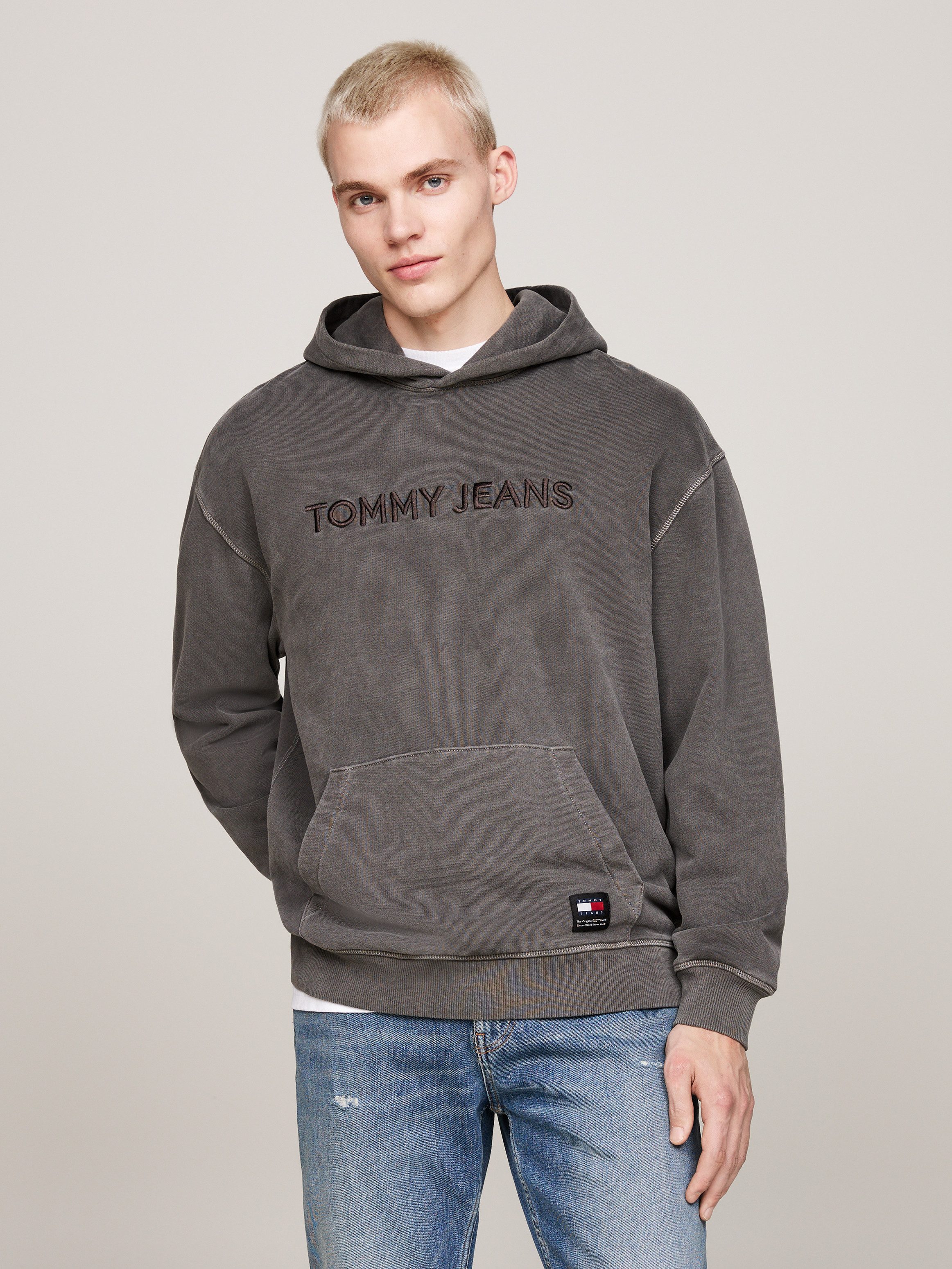 Tommy jeans classic logo hoodie discount