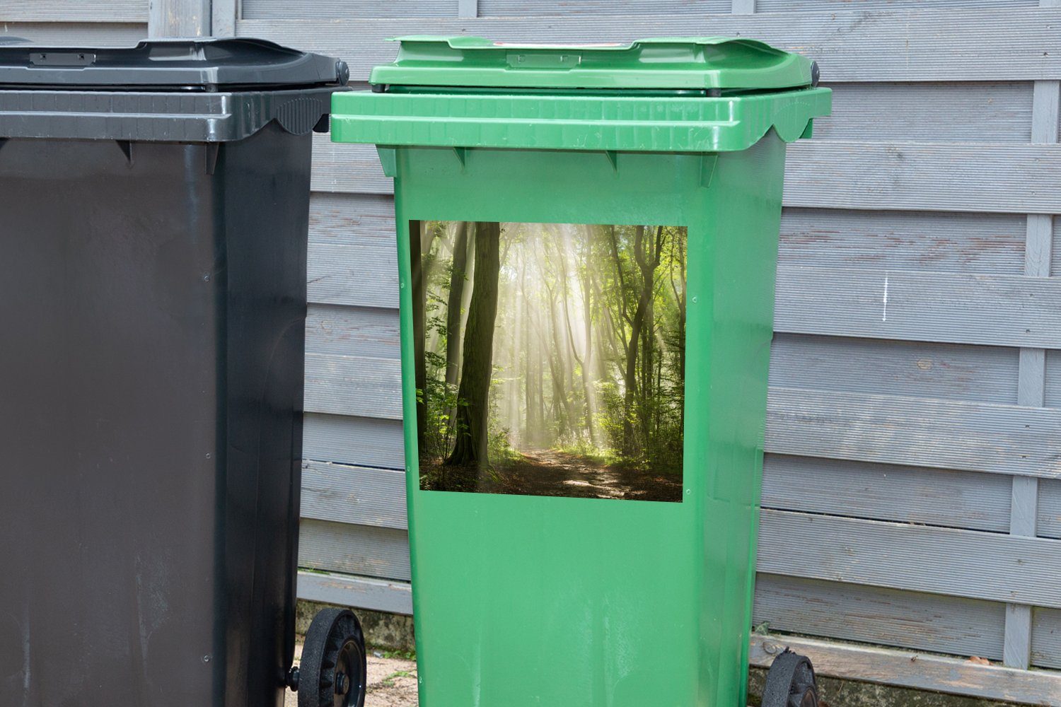 Mülltonne, - (1 Container, Natur Wald Wandsticker - St), Sticker, Abfalbehälter MuchoWow Licht Mülleimer-aufkleber, Landschaft -
