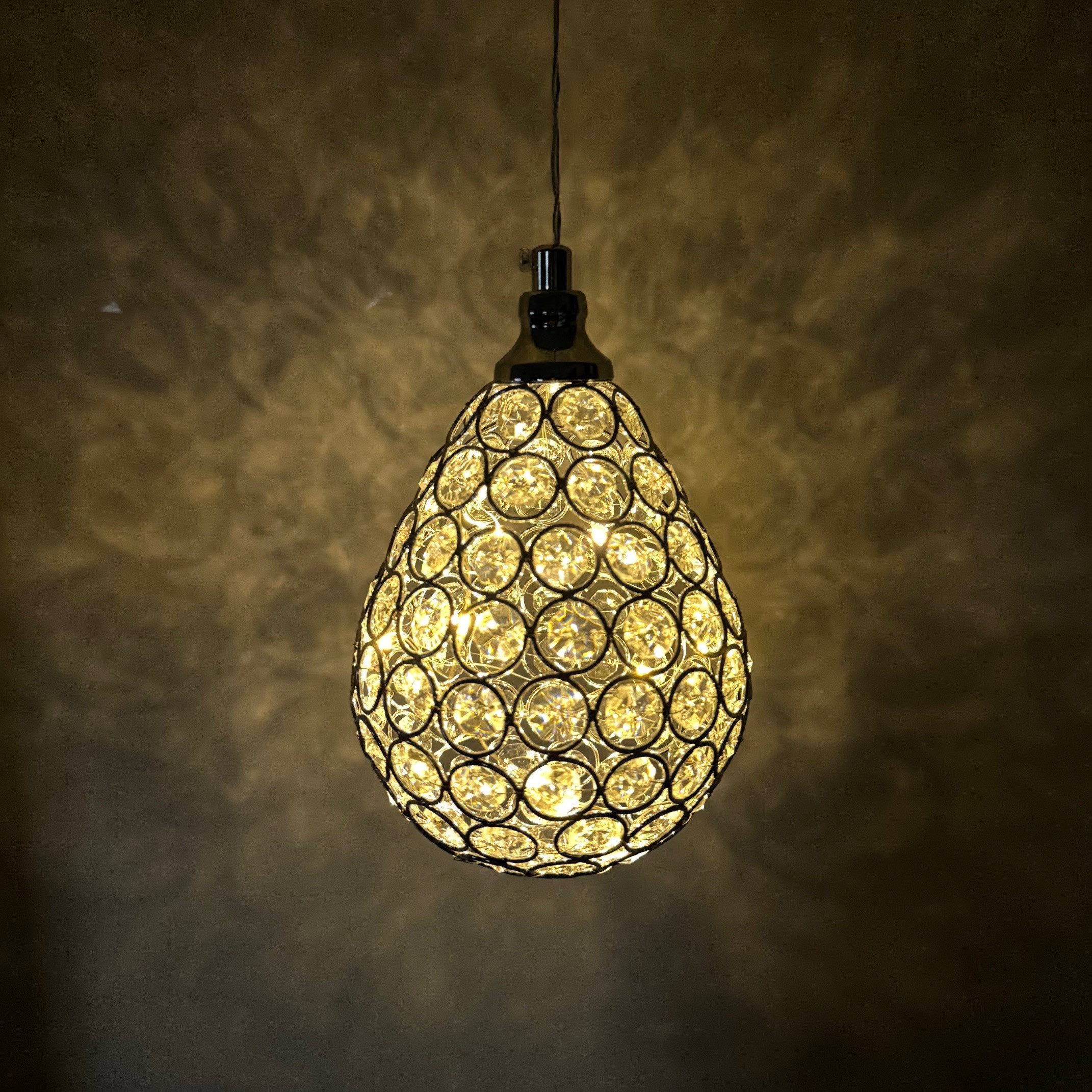 Online-Fuchs LED Dekoobjekt magischer Tropfen mit Glaskristallen & LED-Lich günstig online kaufen