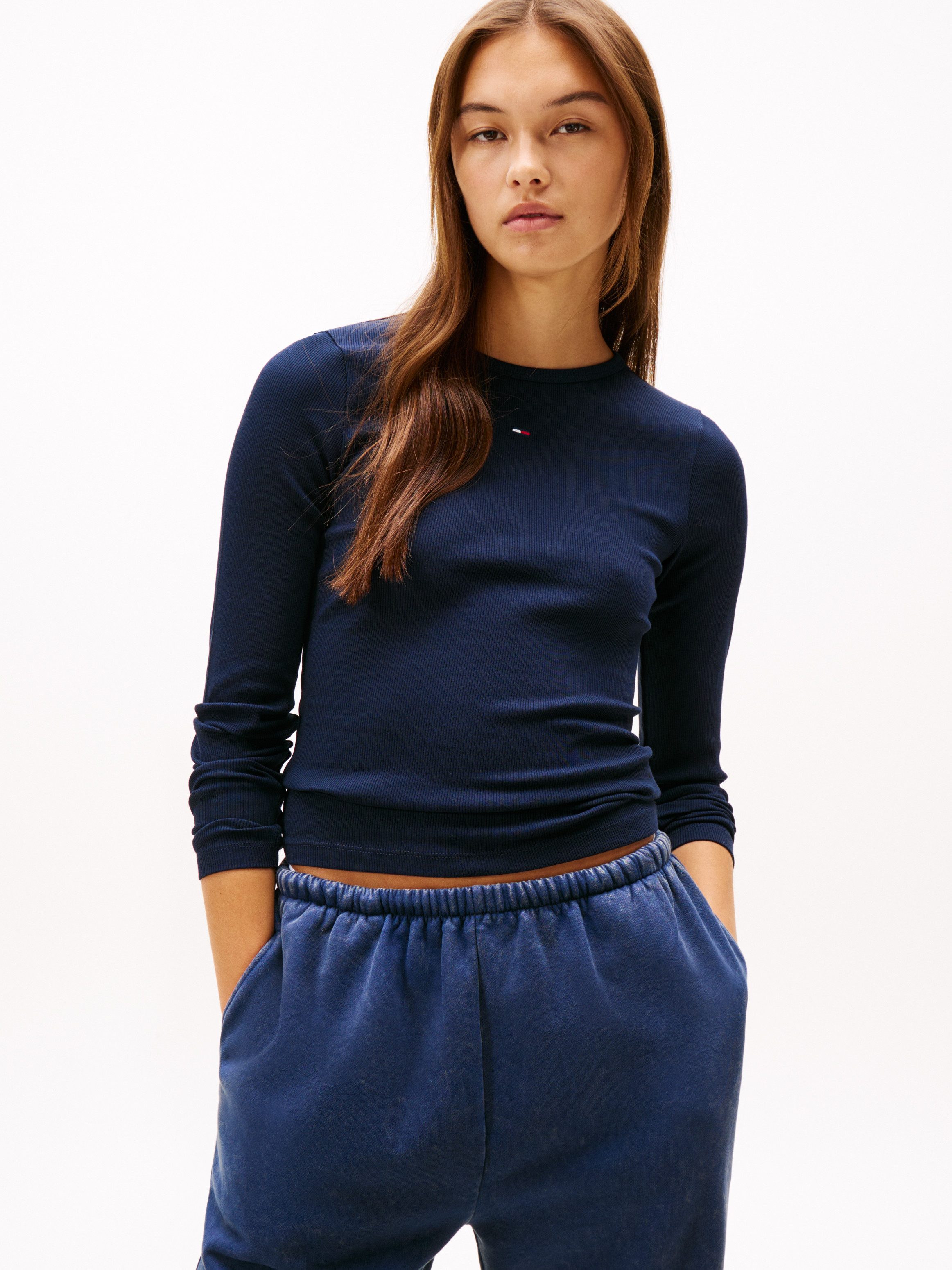 Tommy Jeans Langarmshirt TJW 2PACK SLIM ESSENTIAL RIB LS (Packung, 2-tlg., 2er-Pack) in Rippoptik, mit Logostickerei